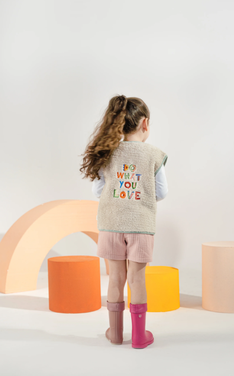 Slogan Nakışlı Peluş Yelek - Bej STD