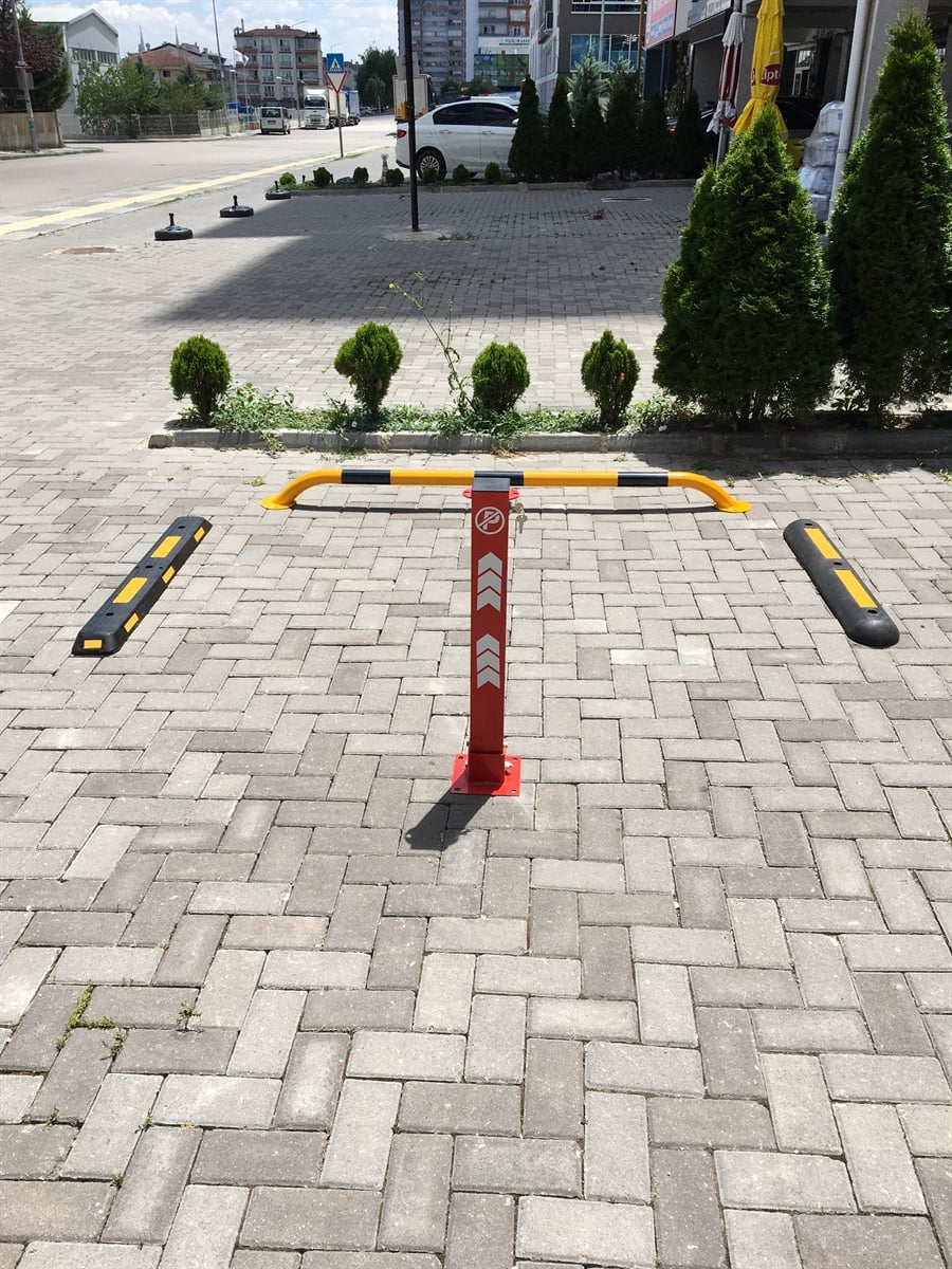 Kilitli Otopark Direği 75 cm Üstten kilitli, Park Bariyeri