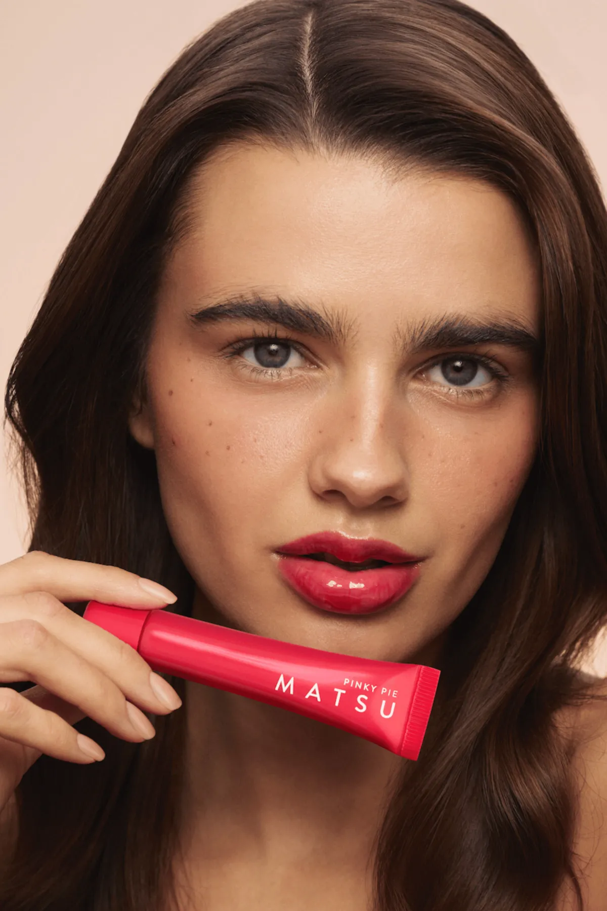 Matsu 2in1 Pinky Pie Parlatıcı Lip Balm 15 ml | Parlaklık & Nem | Shea Butter & Vitamin E