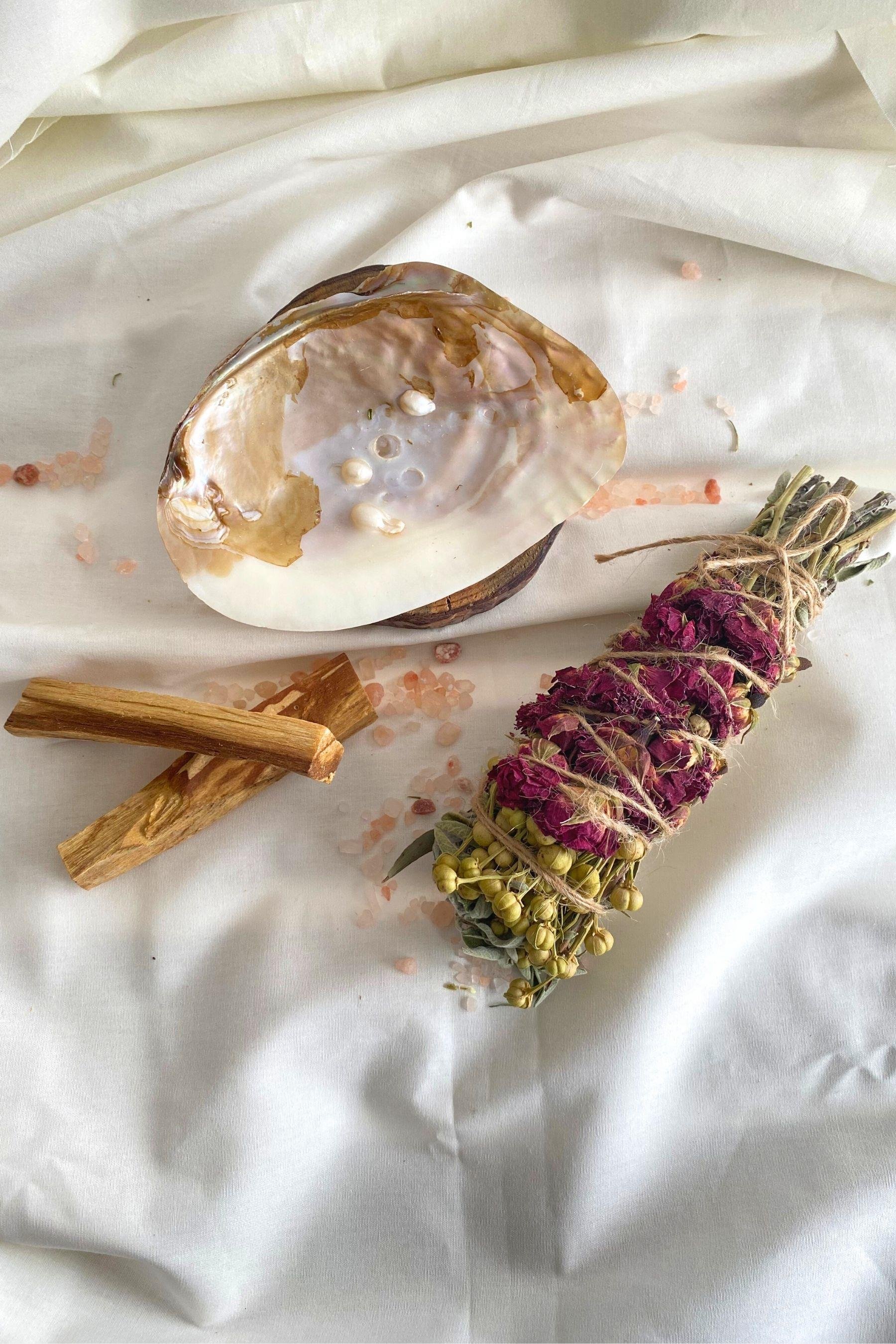 Reyo Şans ve Başarı Tütsü Demeti Arınma 3'lü Ritüel Set, 2 Adet Palo Santo ve Deniz Kabuğu ( Tuz Hediyeli)