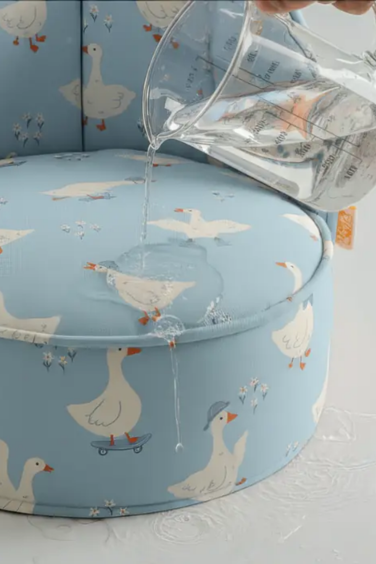 Reyo MiniCozy Dreamy Goose Taşınabilir Çocuk Bebek Koltuğu, 1-5 Yaş Ergonomik Çocuk Sandalyesi, Hafif, Sıvı İtici ve Silinebilir Kumaş, Taşınabilir Sandalye
