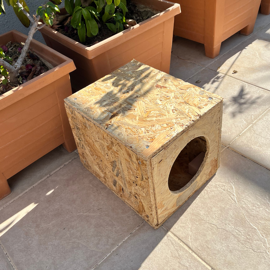 Reyo Kedi Evi Dış Ortam Uygun Ahşap Kedi Evi 34x27x24 cm