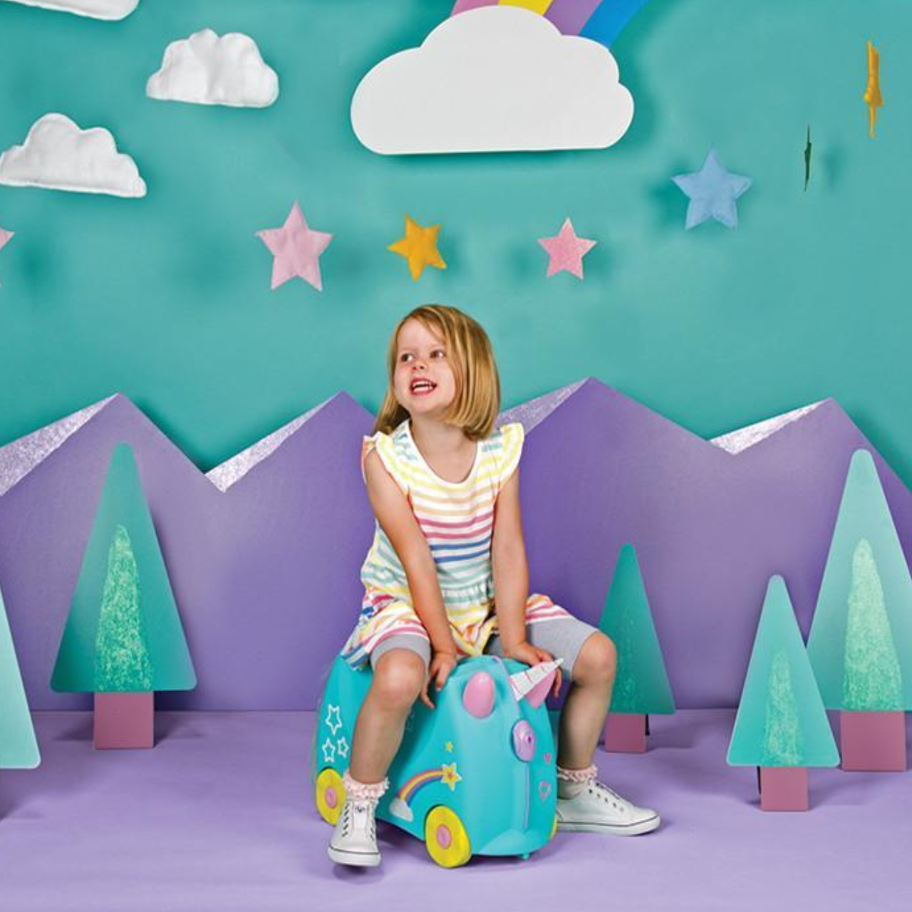 Trunki Una Unicorn Binilebilen ve Sürülen Çocuk Bavulu