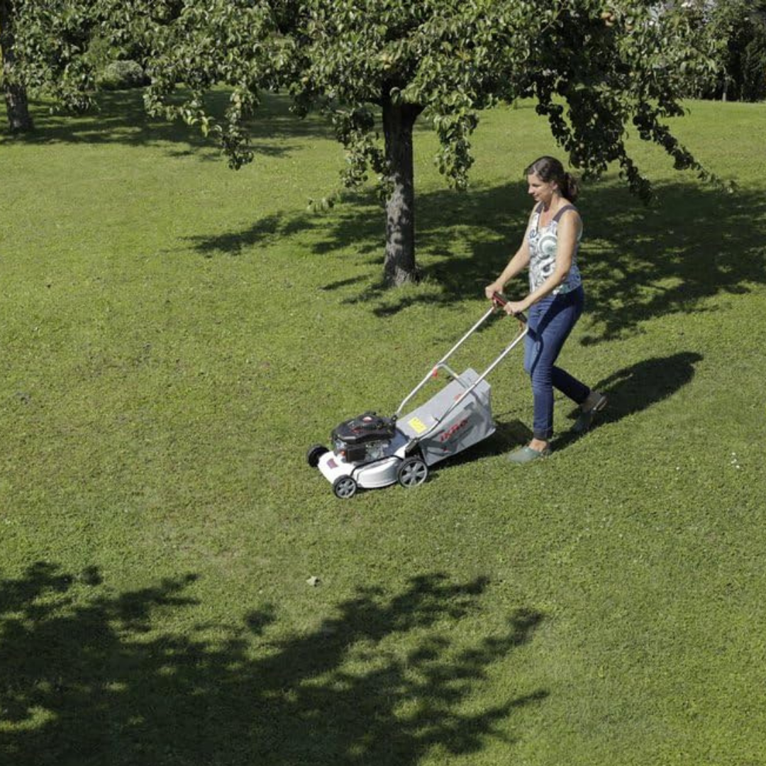 IKRA IBRM 1040 Benzinli Çim Biçme Makinesi