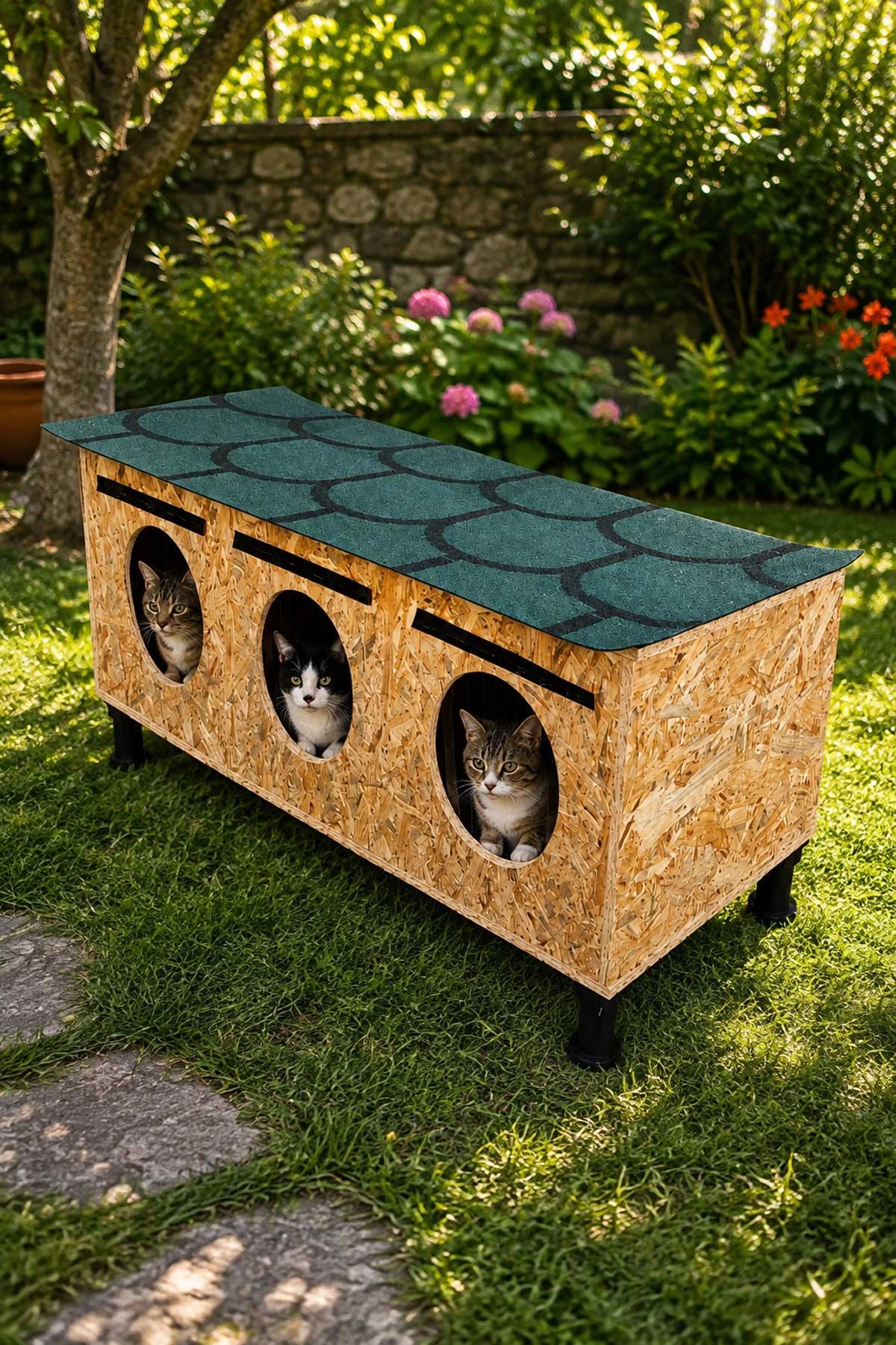 Narım 3 Kedi Bölmeli Çatısı Yukardan Açılır Kedi Barınağı, Isı ve Suya Dayanıklı Çatılı Kedi Barınağı 30x45x40 cm