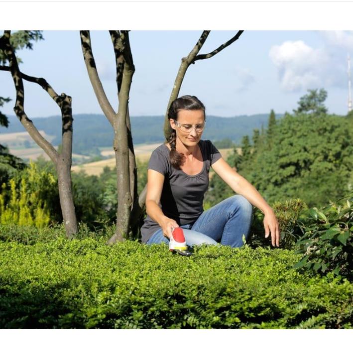 Ikra IGBS 1054 LI 7.2V 2.5 Ah Şarjlı Çit Kesme ve Budama Makinesi