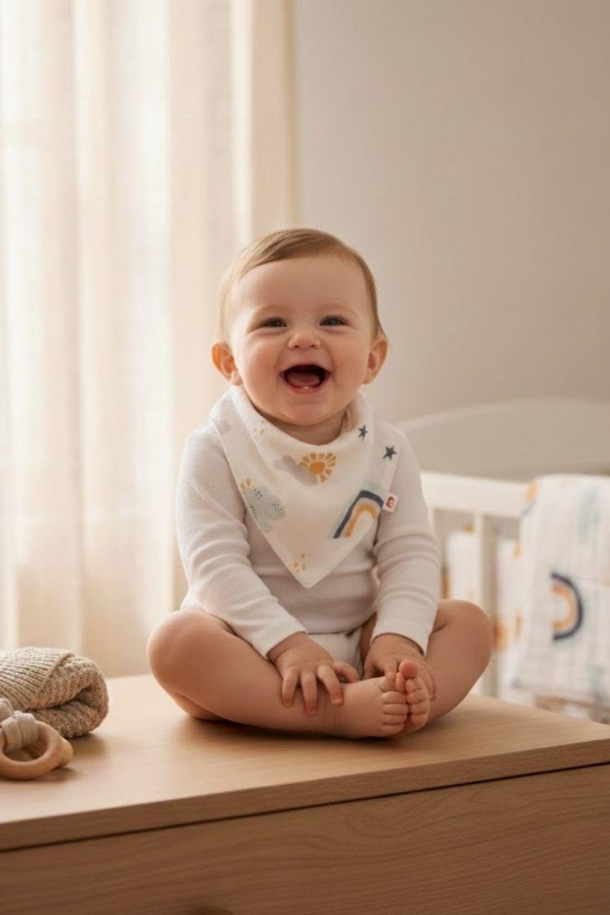 Reyo Beberotti 3'lü Müslin Bebek Önlük Fular Seti - Aslan, Dinozor ve Güneş, %100 Pamuk Müslin Kumaş, Emici, Nefes Alabilen, Ayarlanabilir Çıtçıtlı Bebek Önlüğü
