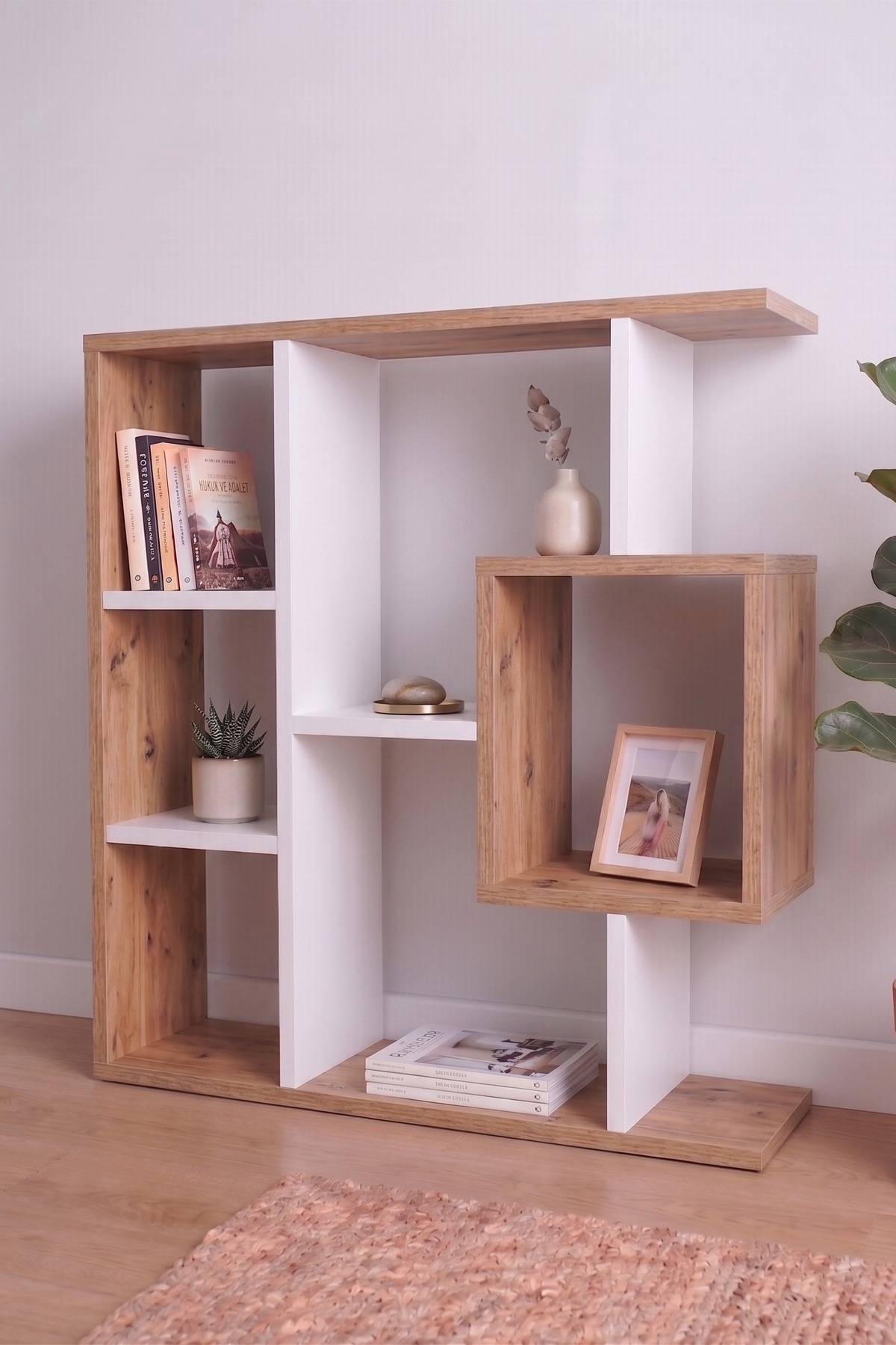 Enda Home Yegane Duvar Rafı, Duvar Kitaplığı, Dekoratif Kitaplık, Modern Kitaplık, Zeminde veya Duvarda Kullanıma Uygun Beyaz - Çam