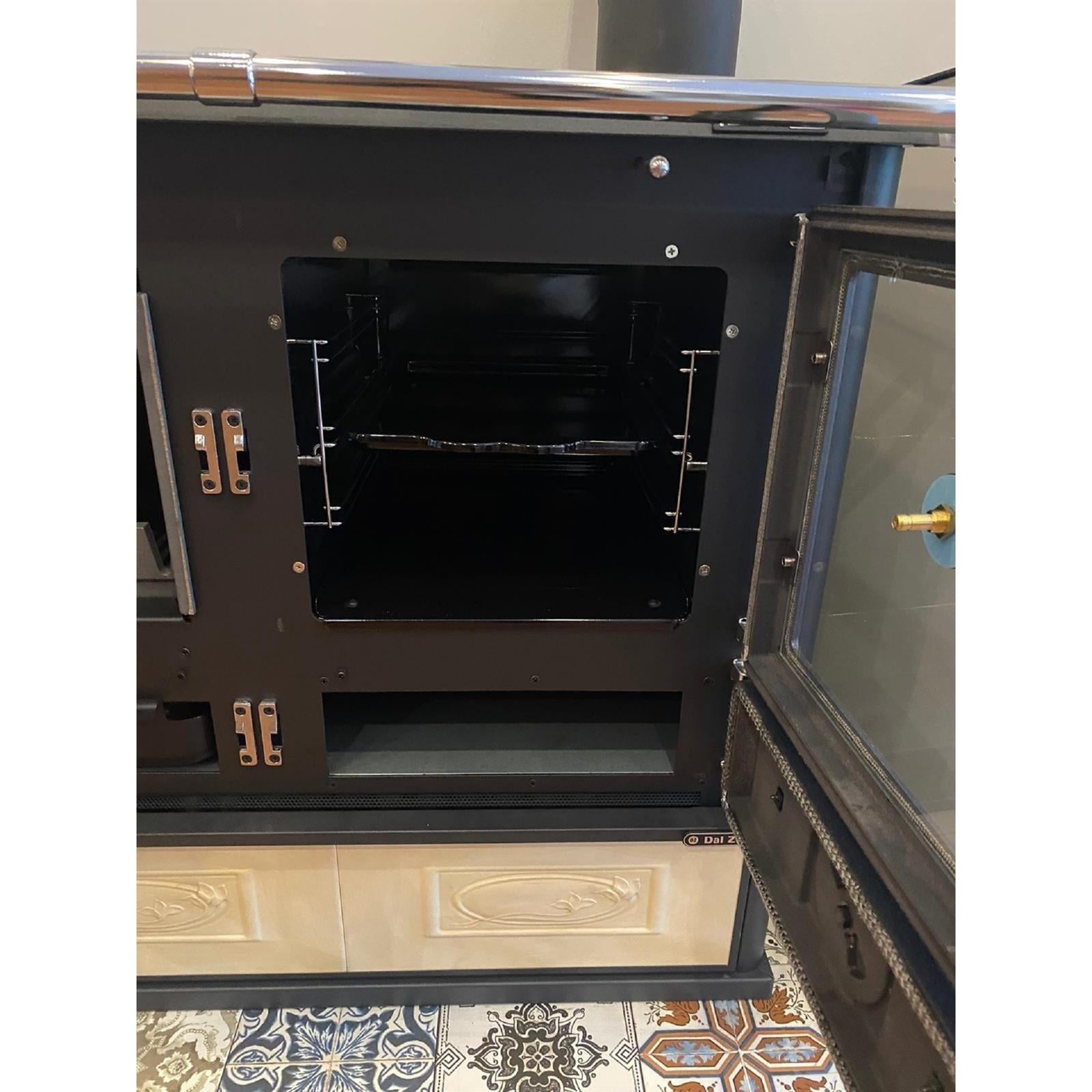 La Nordica Rosa 5.0 İtalyan Fırınlı Şömine Soba Kırmızı