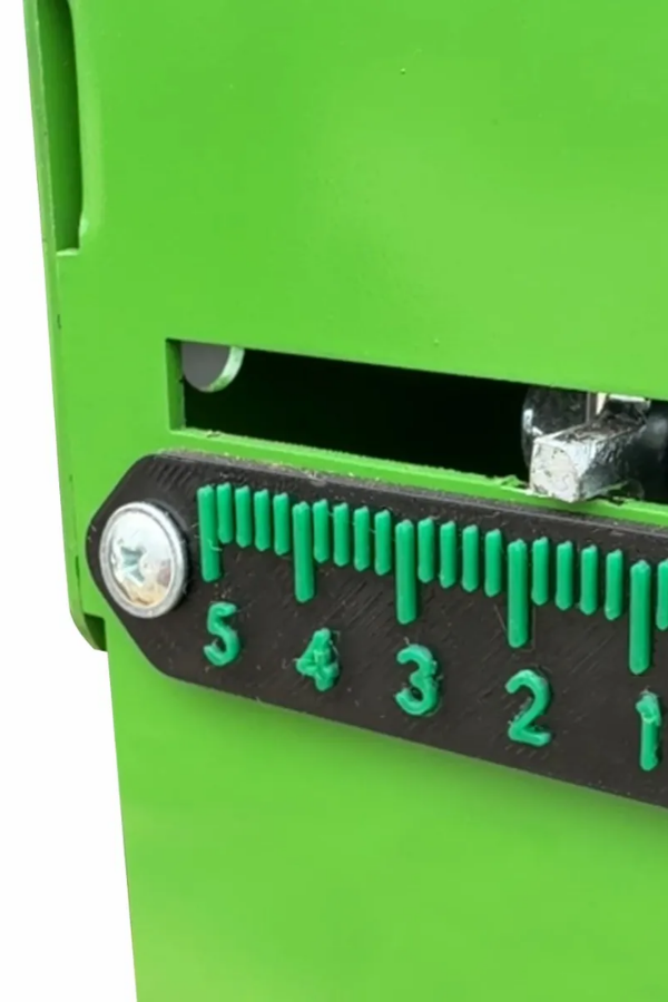Kadıoğlu C25 Pro Disk Sistem Elektrikli Ceviz, Badem ve Fındık Kırma Makinesi (Boylama İstemez)
