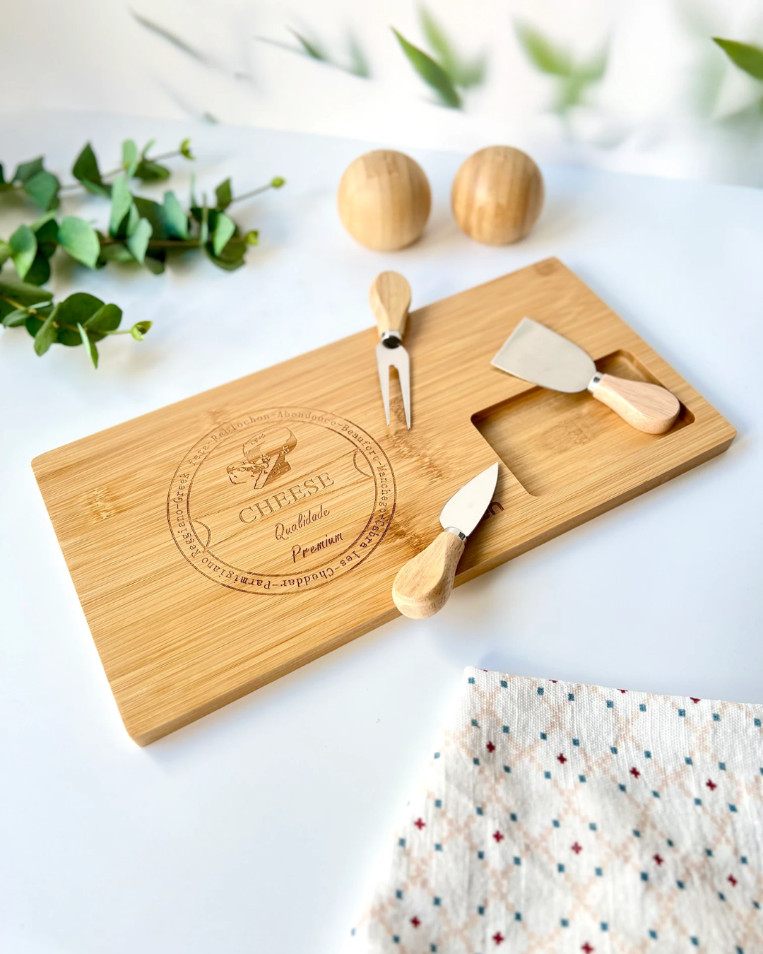 Mien Bambu 4 Parça Peynir Sunum Tahtası Seti
