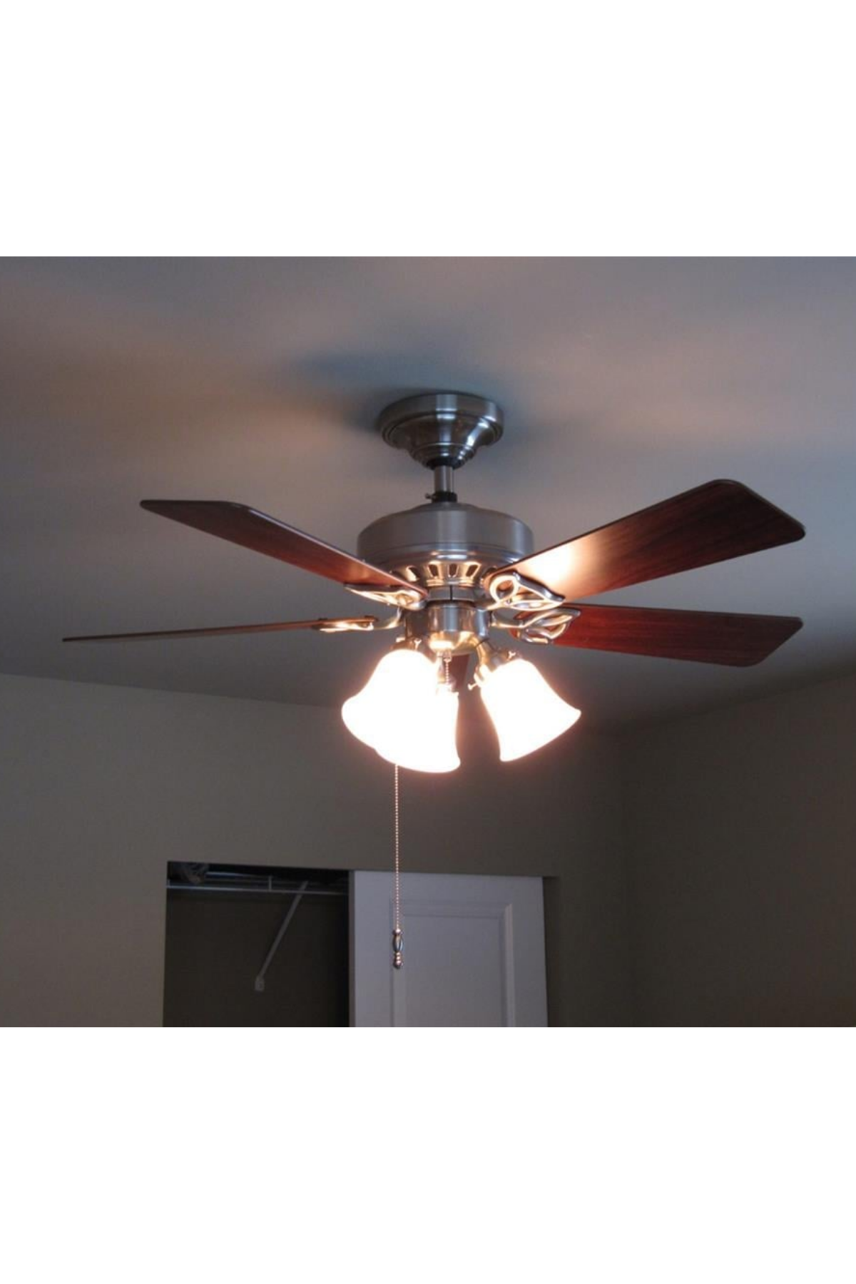 Hunter Fan Beacon Hill Fırçalanmış Nikel 107 Cm Aydınlatmalı Tavan Vantilatörü