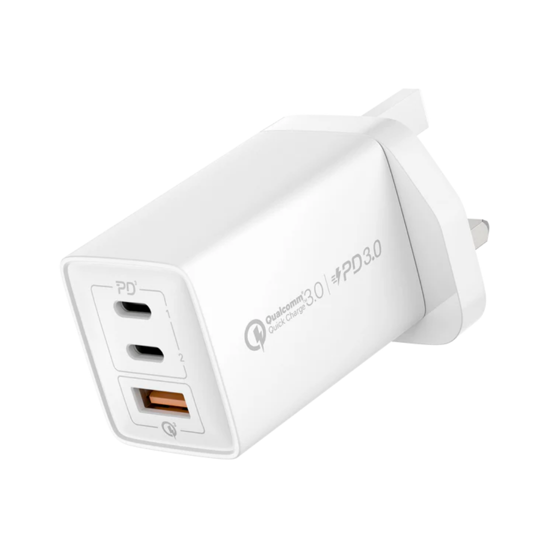 Momax OnePlug 3-Port GaN 67W Şarj Cihazı Beyaz