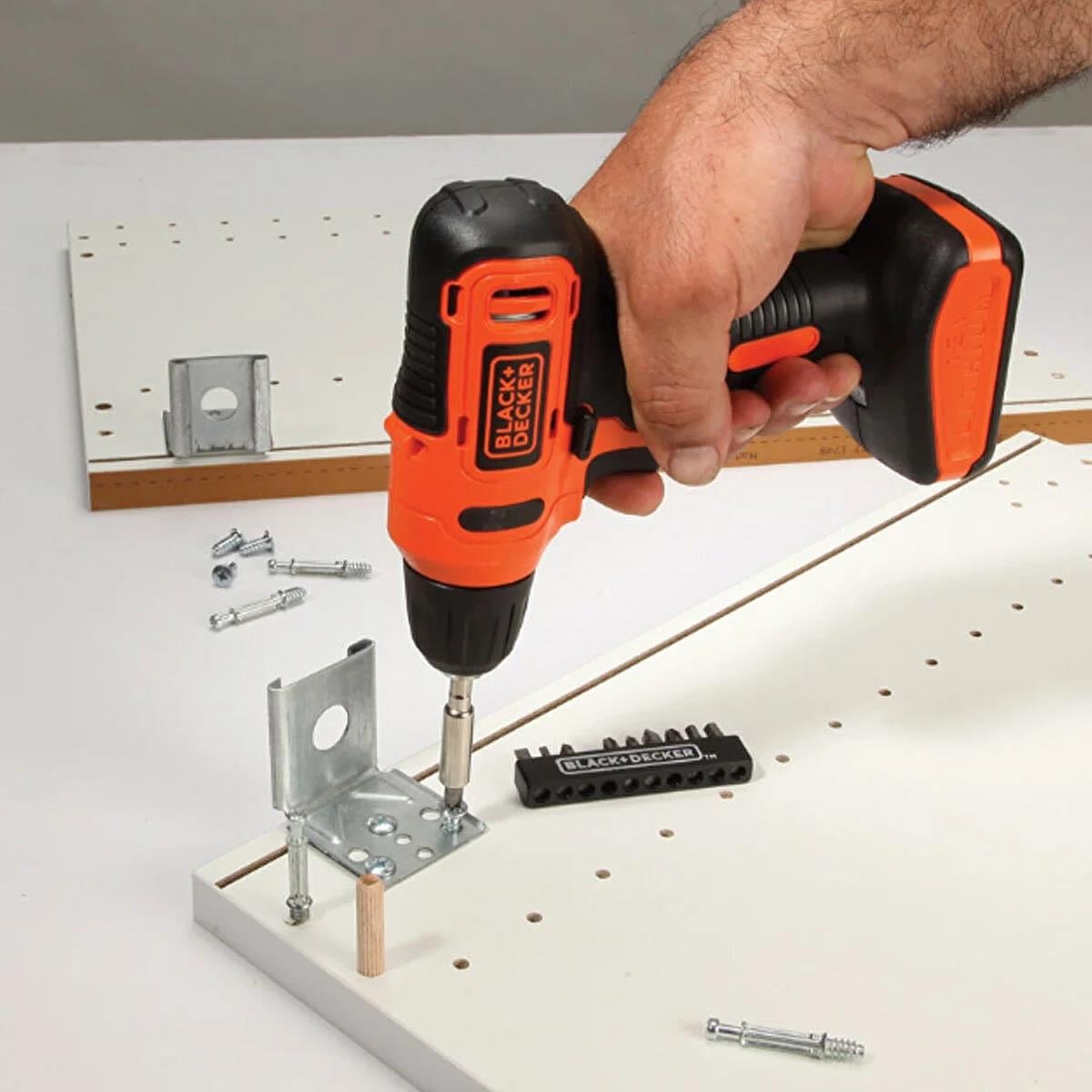 Black+Decker LD12SP Akülü Vidalama Makinesi