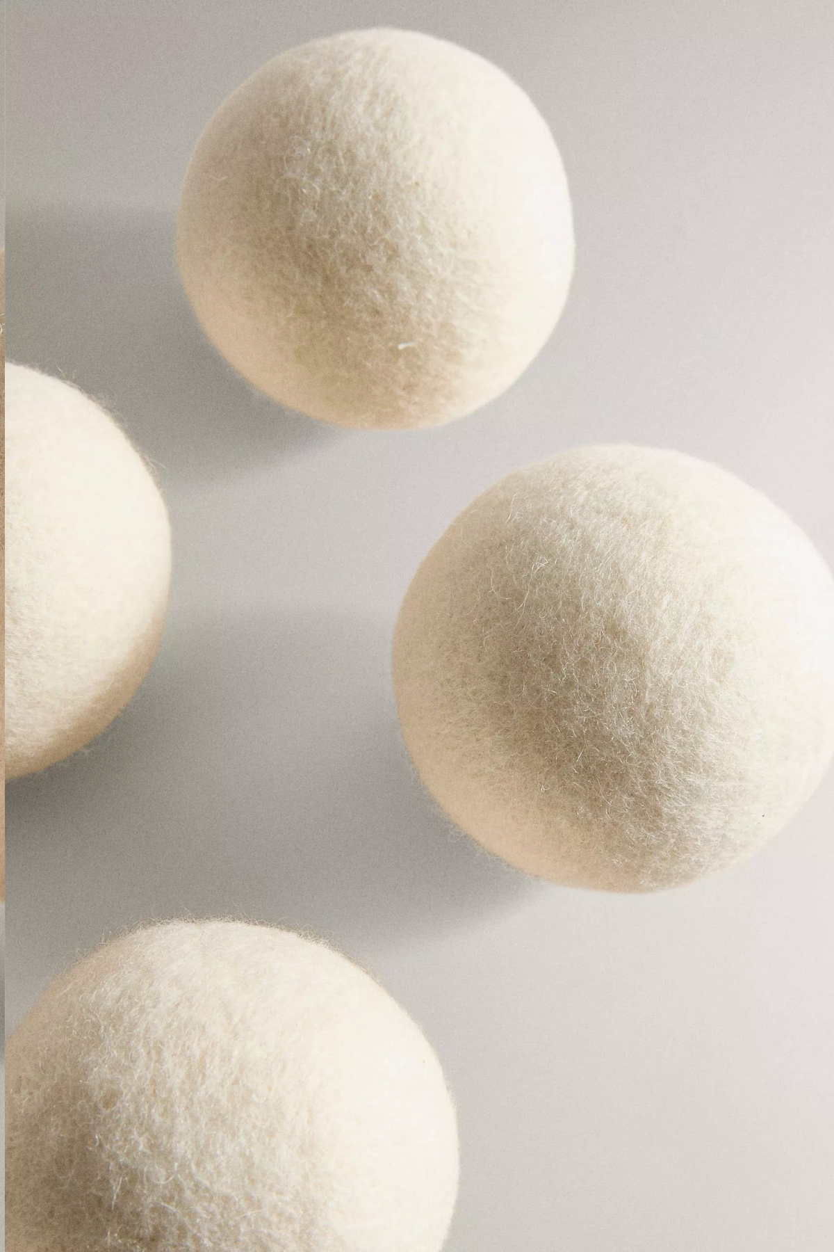 Reyo 3'lü Çamaşır Yün Kurutma Topu + %100 Saf Limon Esansı Hediye - Doğal ve Çevre Dostu