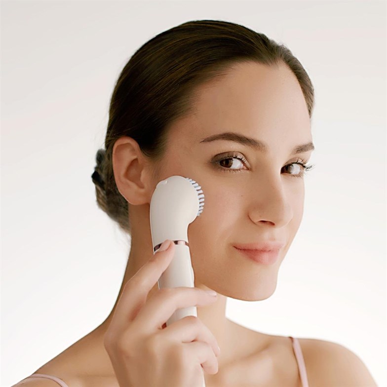 Braun FaceSpa Pro 911 Şarjlı Yüz Epilatörü 3'ü 1 Arada Epilasyon ve Cilt Bakım Seti