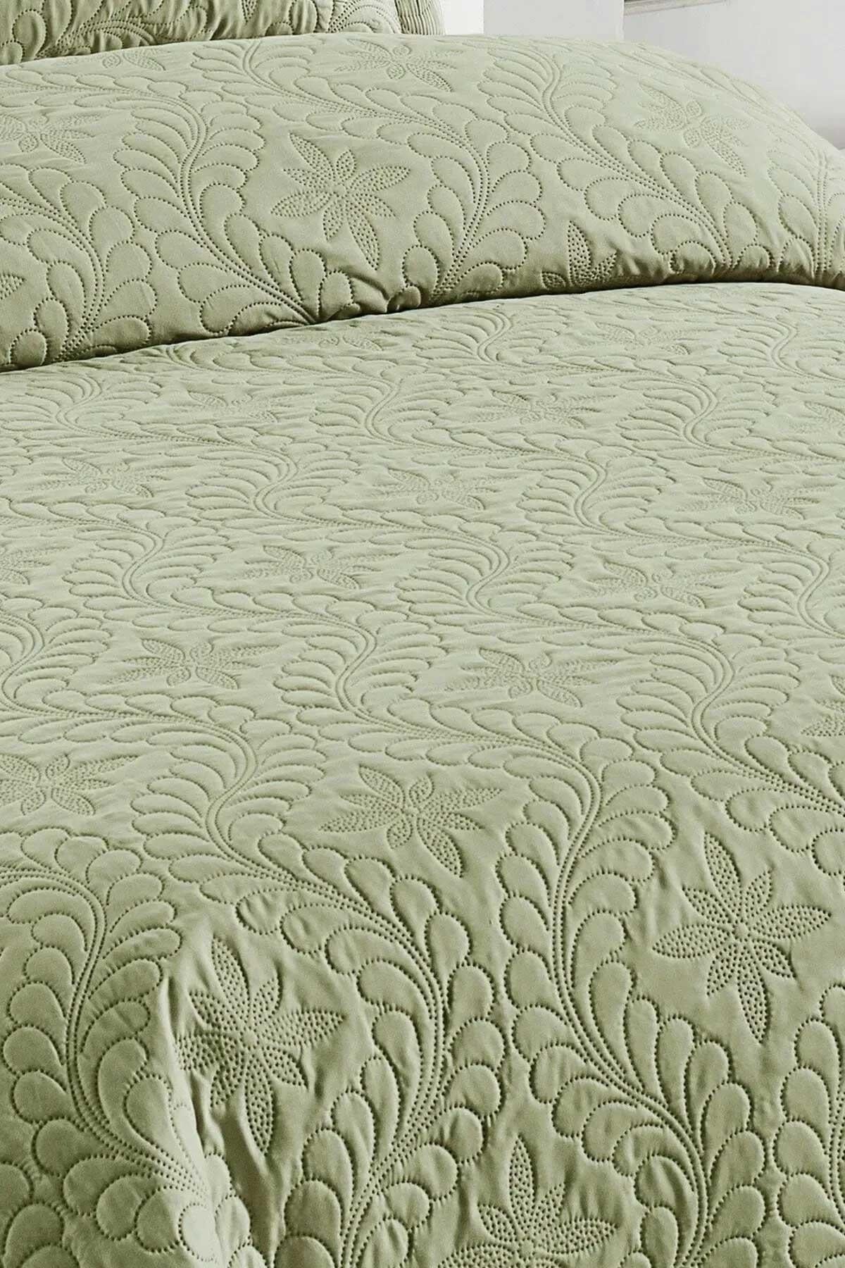 Örtüm Ivy Haki Çift Kişilik Microfiber Kapitone Yatak Örtüsü