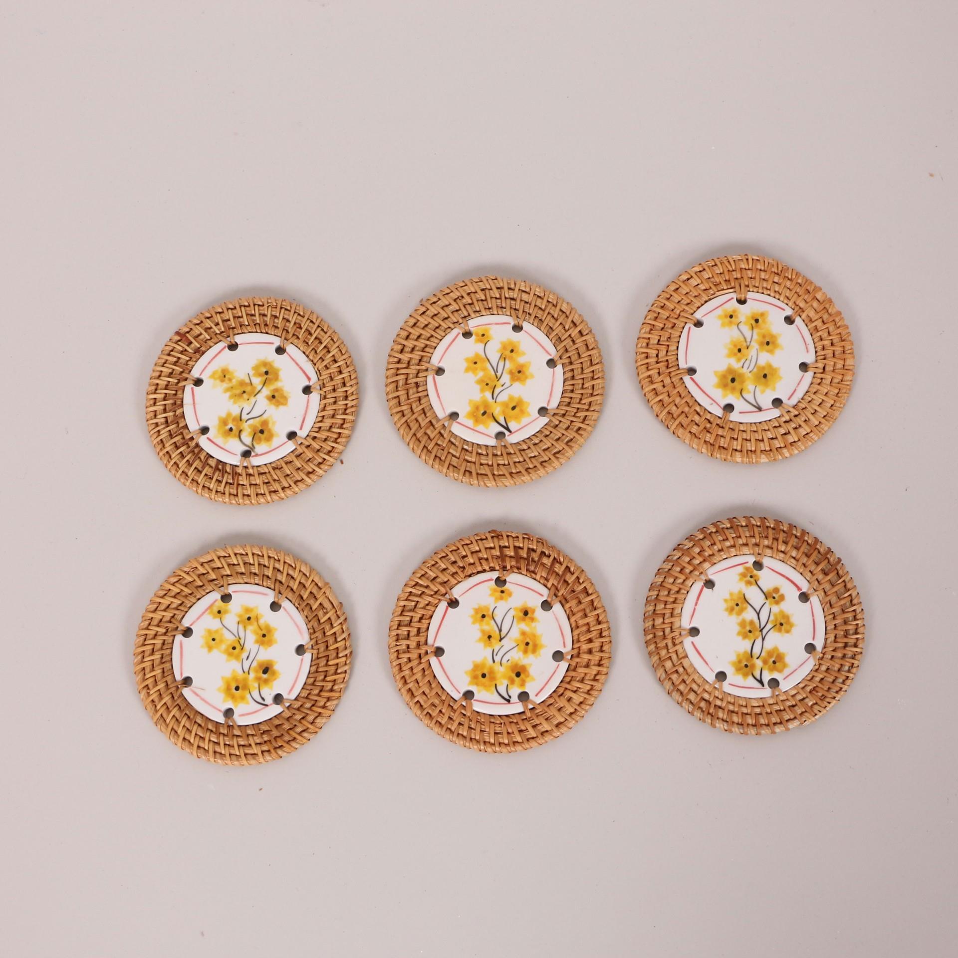 Mylamp Papatya 6'lı Doğal Rattan ve El Yapımı Seramikli Bardak Altlığı RTTSER-6KZ-05