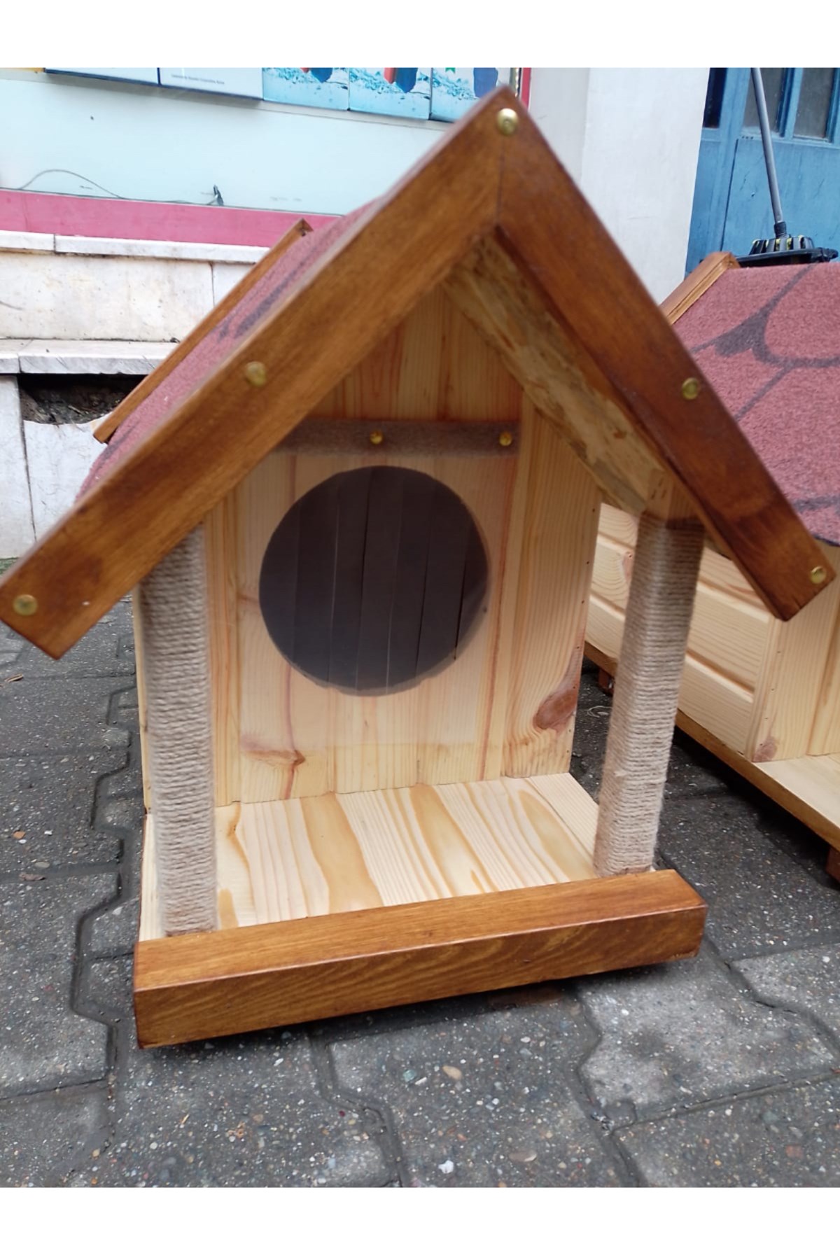 Narım Kedi Yuvası Tırmalamalı Kedi Evi Özel Üretim 60x52x35 cm Monteli Teslimat