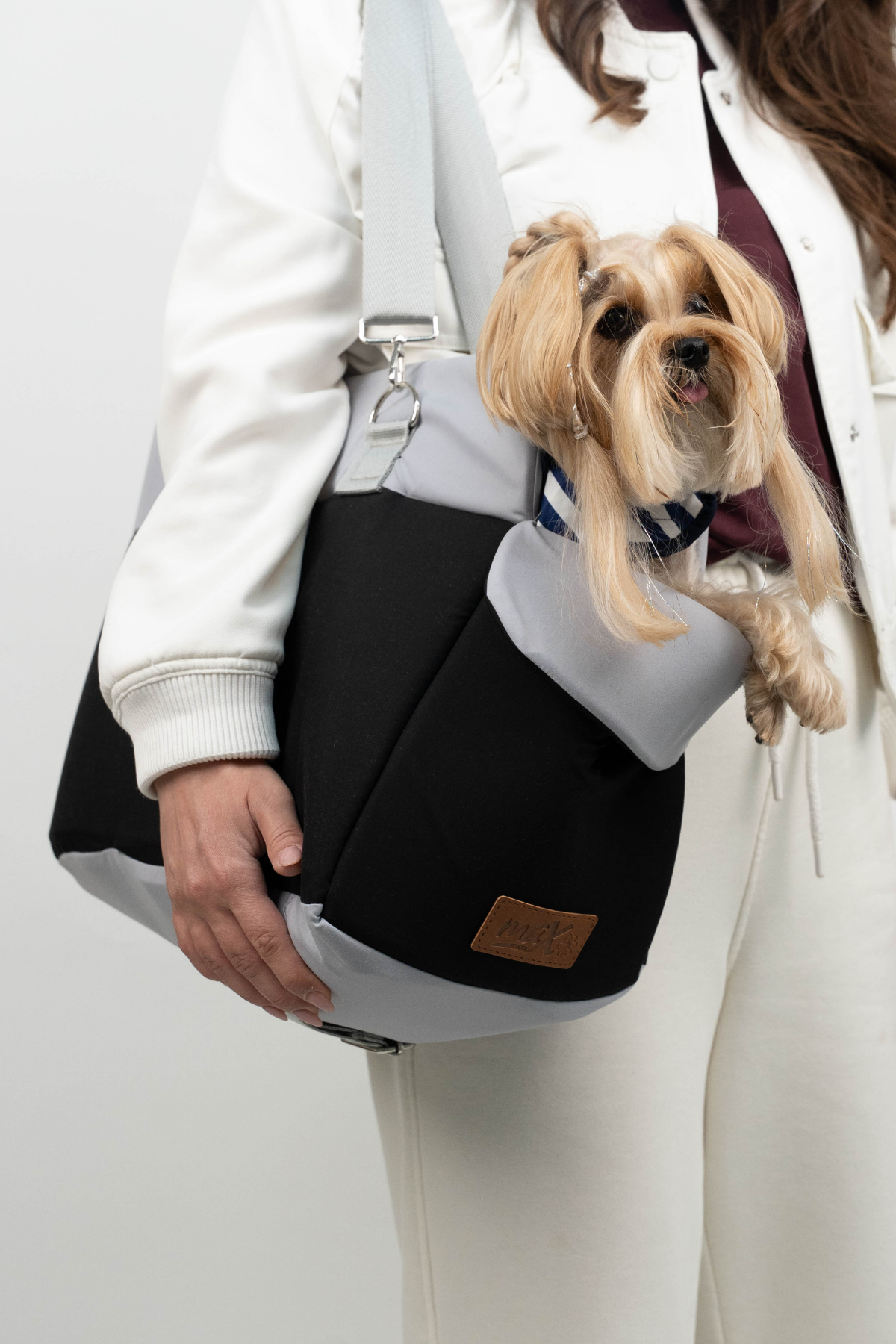 Reyo Max Design Kedi Köpek Taşıma Çantası Siyah – Seyahat için Hafif ve Hava Alabilen Evcil Hayvan Çantası