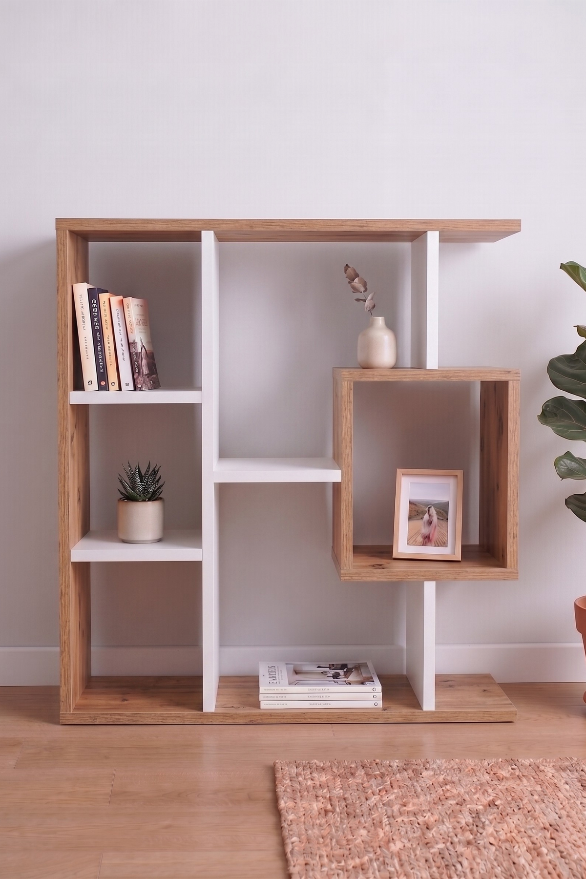 Enda Home Yegane Duvar Rafı, Duvar Kitaplığı, Dekoratif Kitaplık, Modern Kitaplık, Zeminde veya Duvarda Kullanıma Uygun Beyaz - Çam