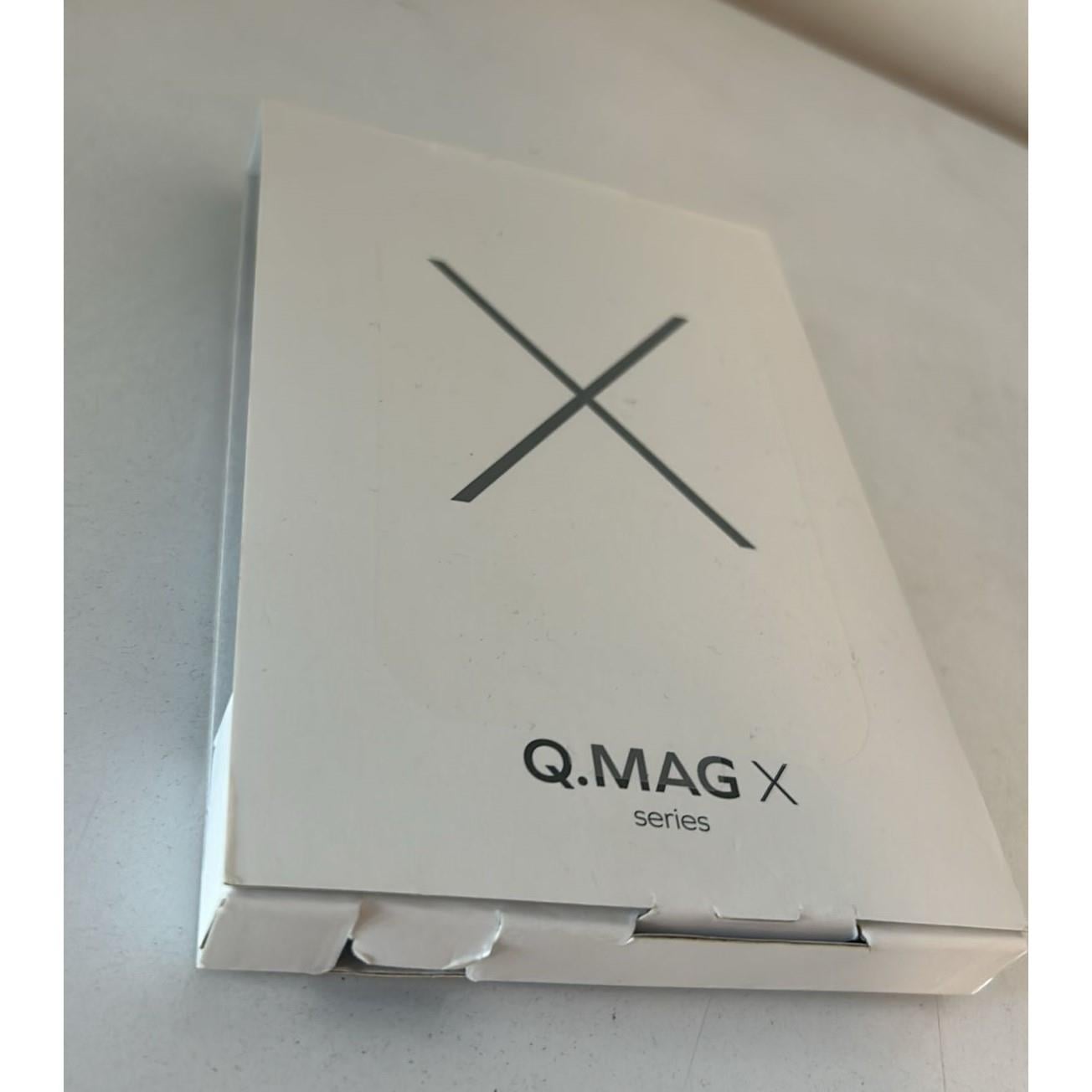 Momax  Black Wireless Kablosuz Powerbank 5000mAh MagSafe Uyumlu - OUTLET