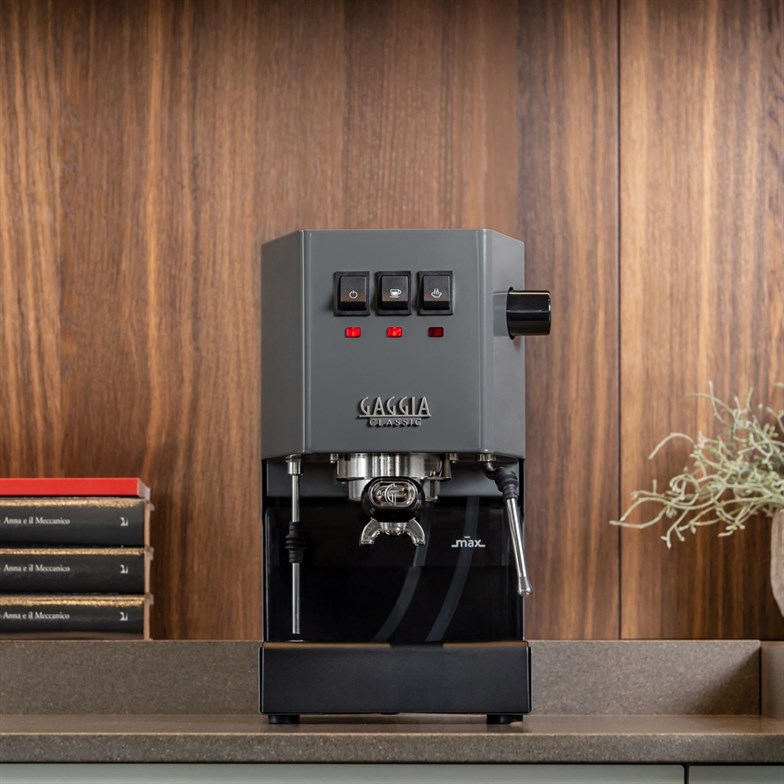 Gaggia RI9480/16 New Classic Pro Espresso Makinesi