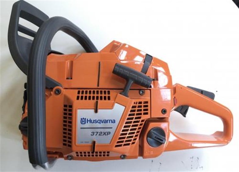 Husqvarna 372 XP 3.9kW Benzinli Ağaç Kesme Makinesi