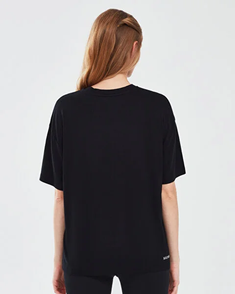 Graphic T-Shirt W Short Sleeve Kadın T-shirt