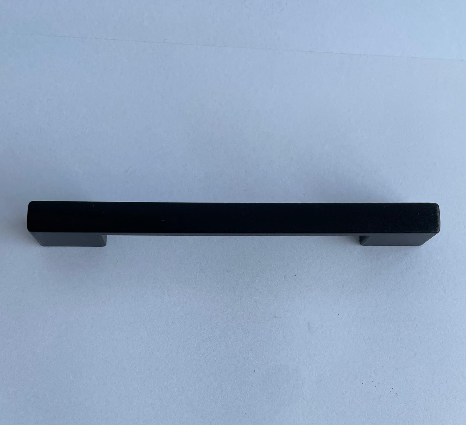 Özer Kale Zamak Mobilya Kulp