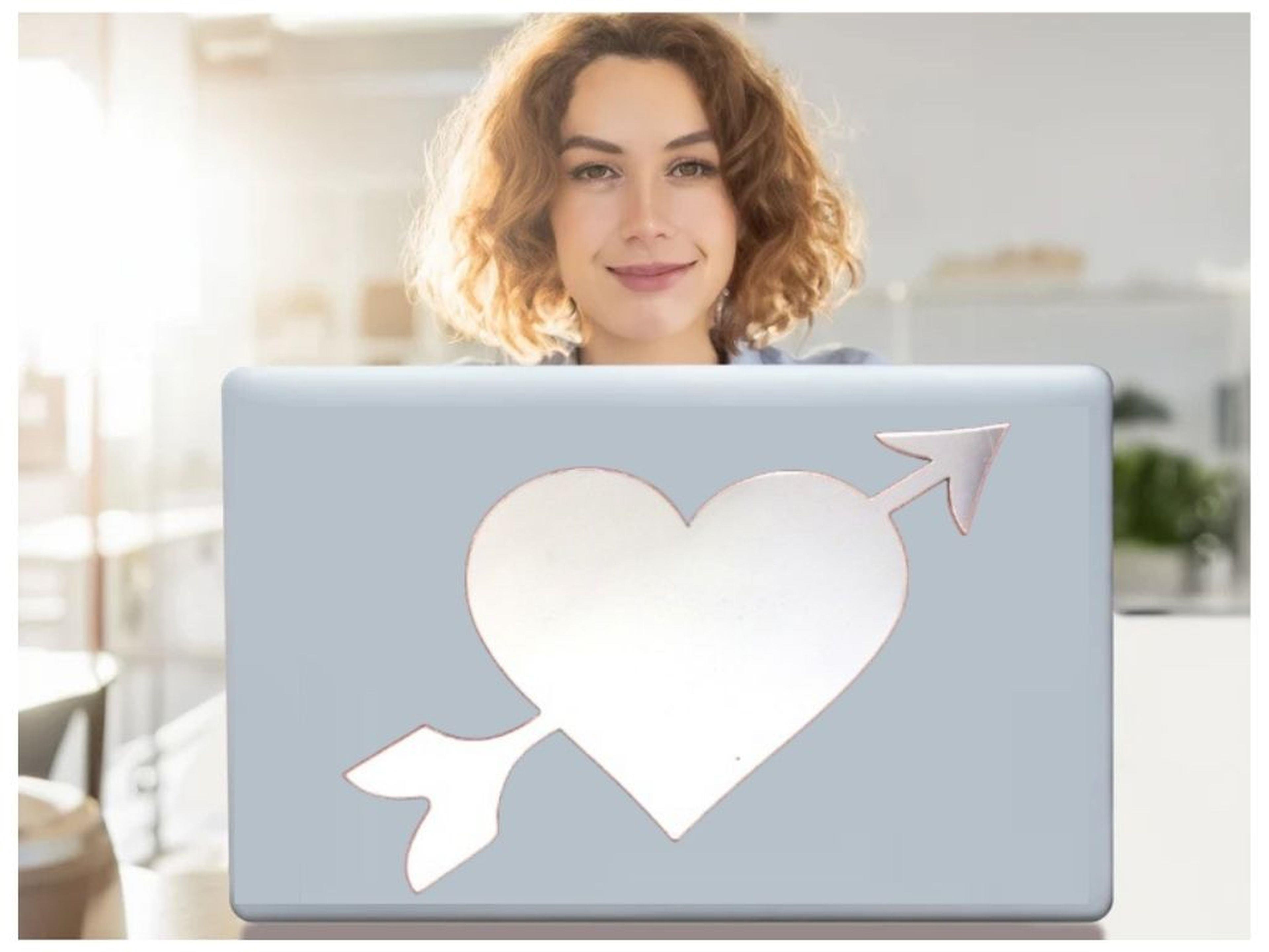 2 Adet Defter Sticker,Laptop Sticker  Aynalı Kalp Şekilli 20X11X0,6Cm
