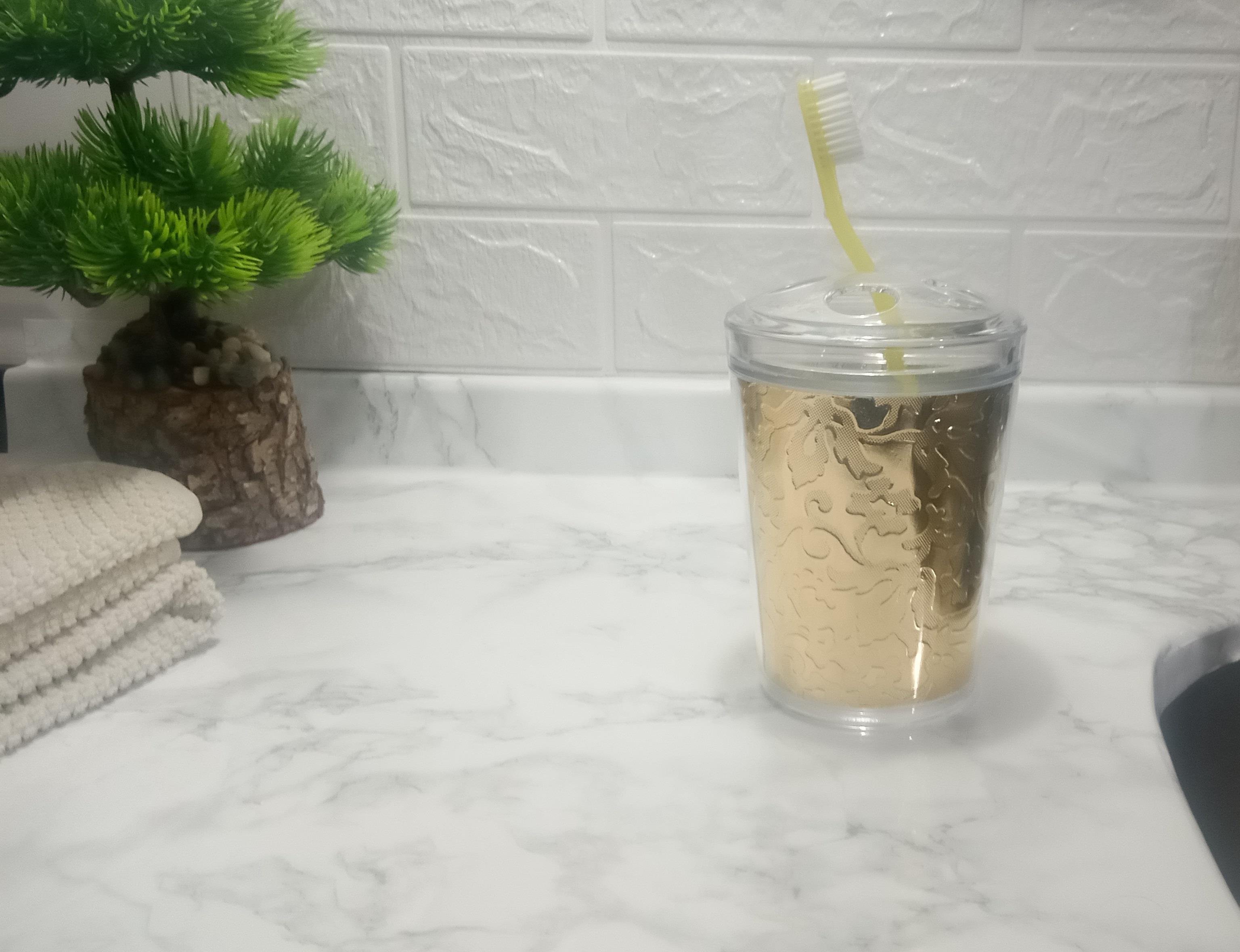 2 Adet Diş Fırçalık Altın Yaprak Akrilik  9X9X12Cm Banyo Seti  