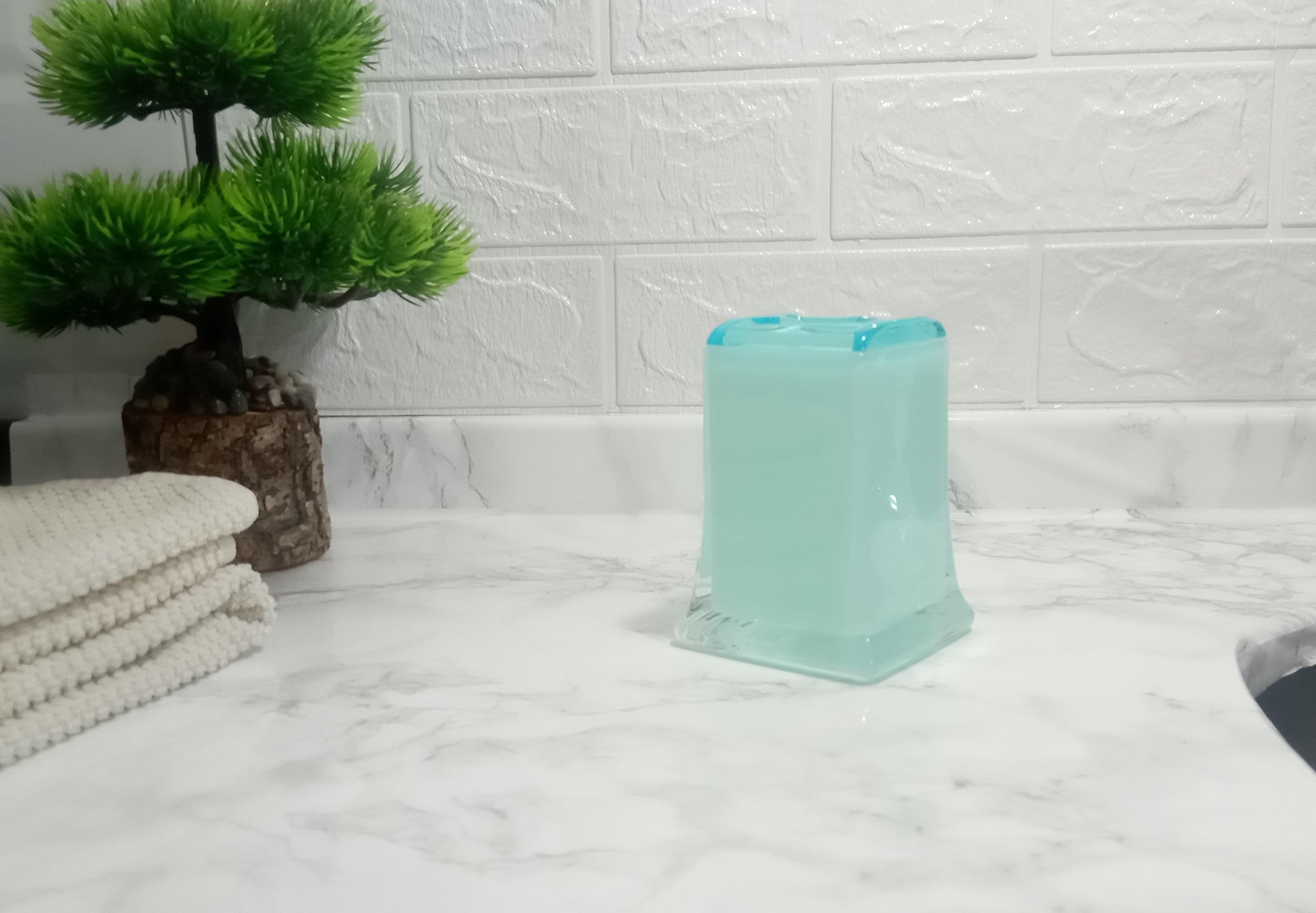 2 Adet Diş Fırçalık Buz Mavisi Akrilik 6X6X11Cm Banyo Seti  