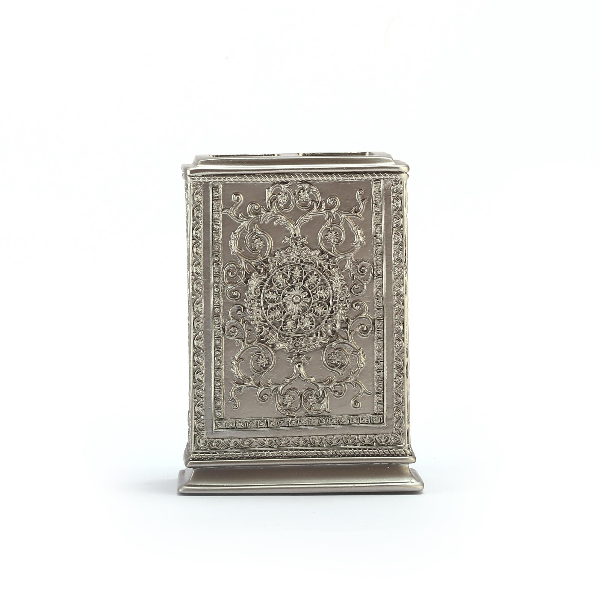 2 Adet Diş Fırçalık Dekoratif İşlemeli Gümüş Poliresin 8X6X11Cm