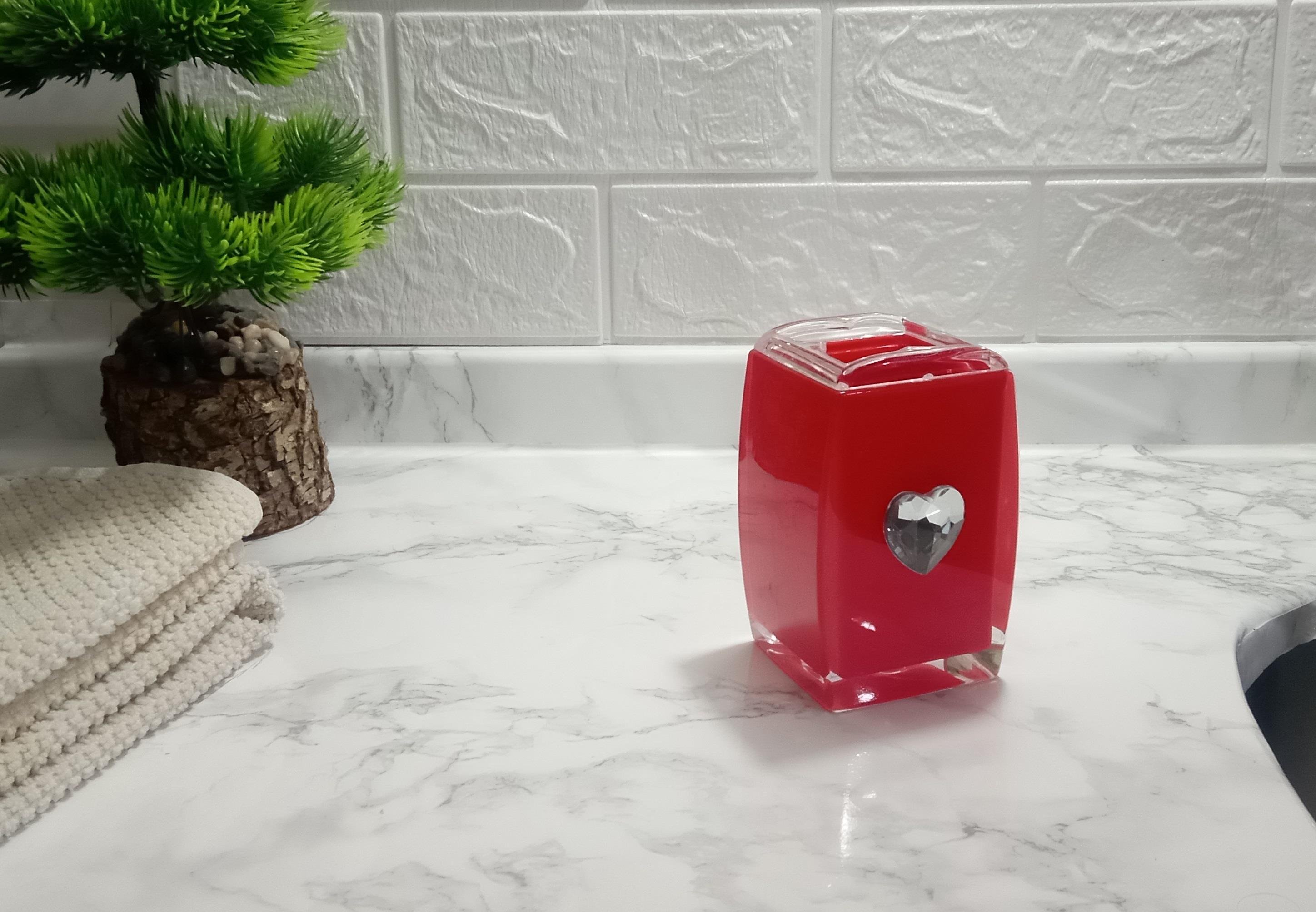 2 Adet Diş Fırçalık Kristal Taşlı Kırmızı Kalpli Akrilik 6X6X11Cm Banyo Seti  