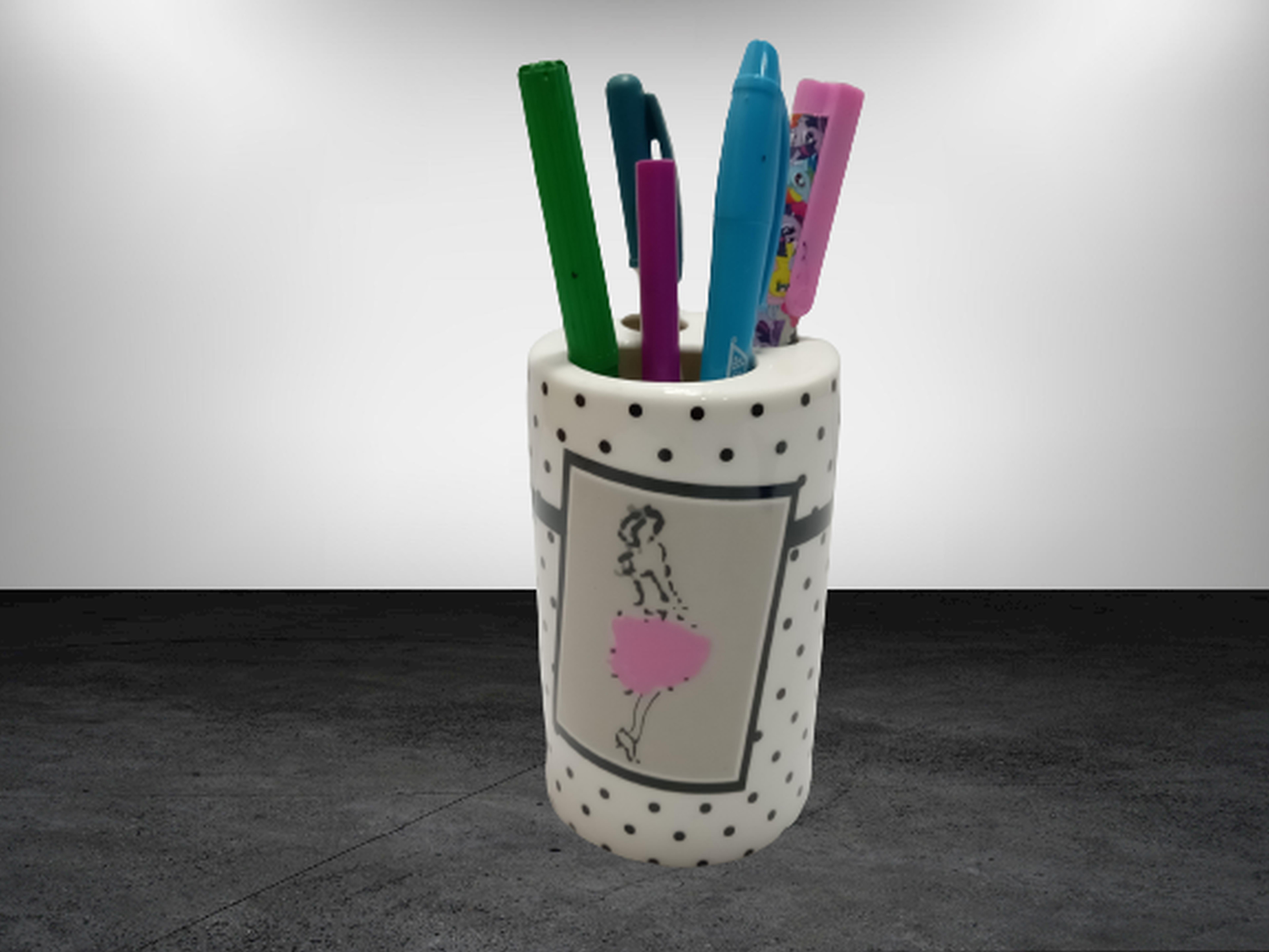 2 Adet Kalemlik Pembe Elbiseli Kadın Model Seramik Ofis Gereci  7X7X11Cm