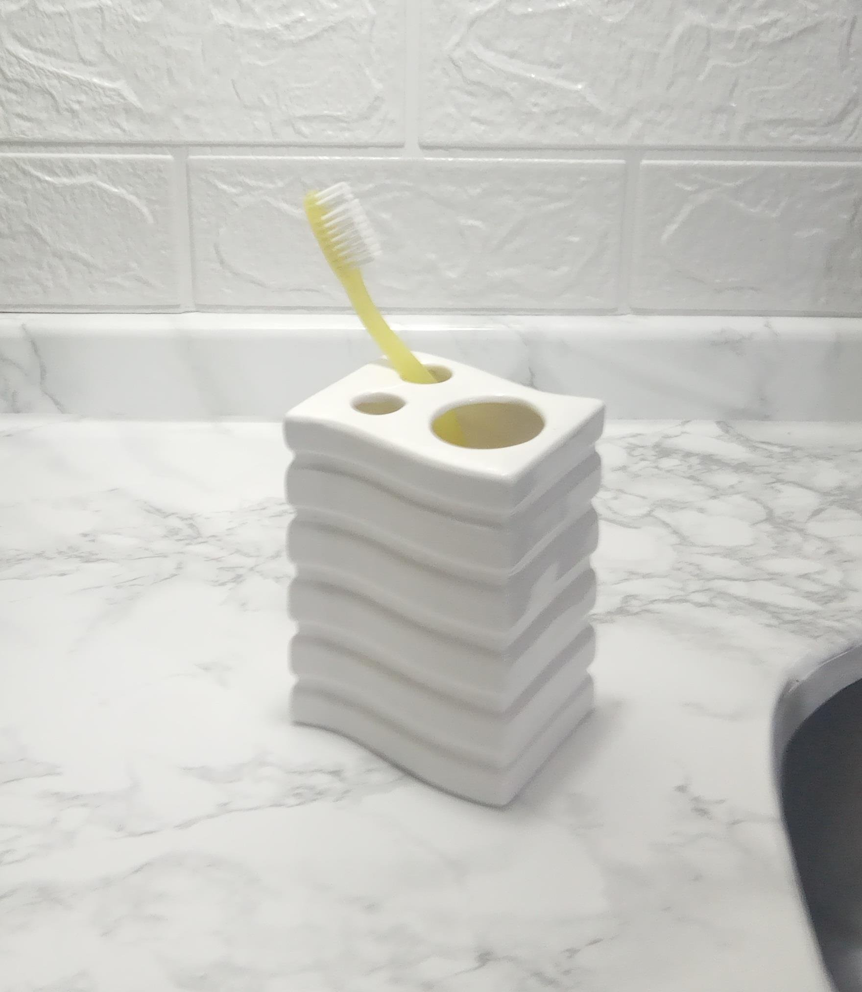 2 Adet Seramik Diş Fırçalık Kare Çizgili Model 8X6X11Cm Banyo Seti  