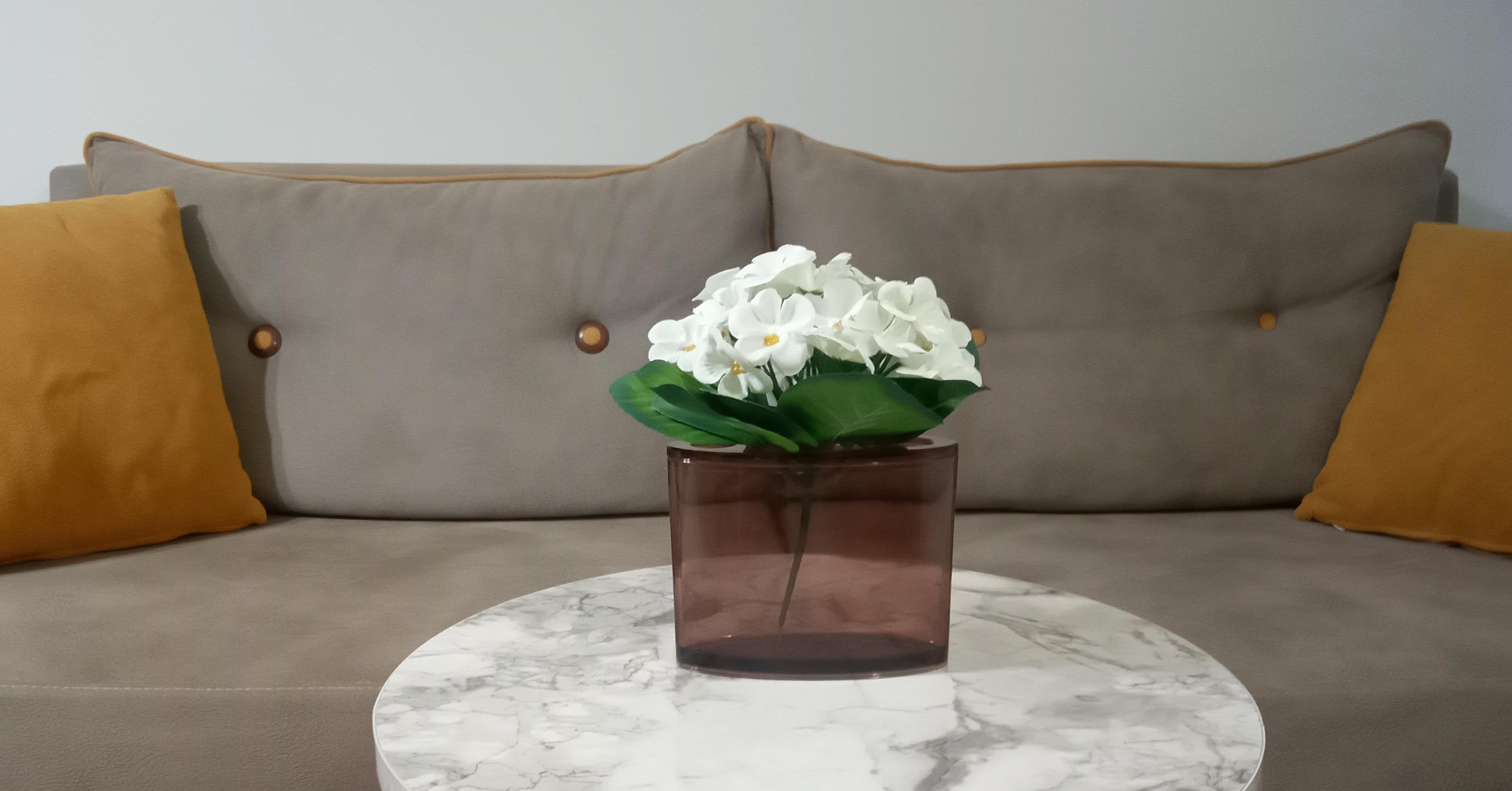 2 Adet Vazo Dahil,Vazoda Çiçek,Beyaz Yapay Çiçek,Vazo Dekoratif  Oval Kahverengi 13X5X15Cm 