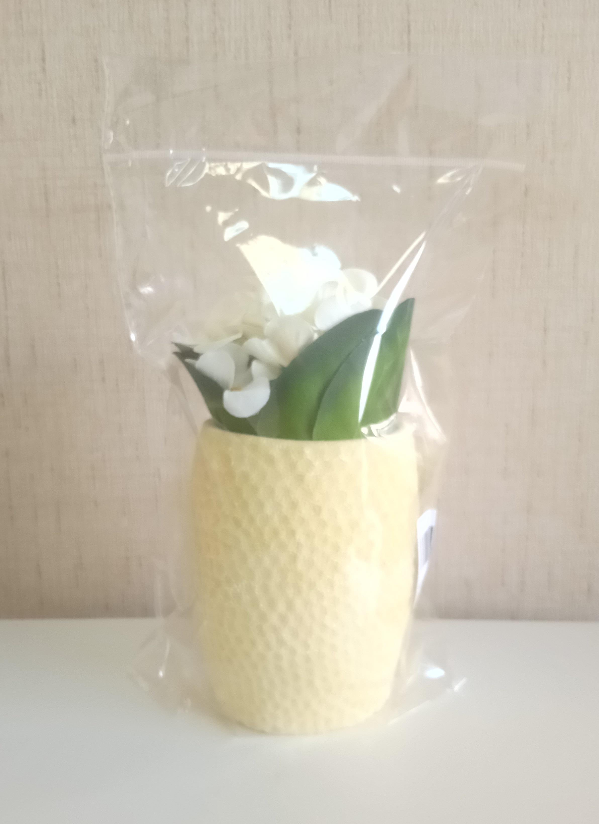 2 Adet Vazo Dahil,Vazoda Çiçek,Beyaz Yapay Çiçek,Vazo Sarı Petek Desenli Poliresin 8X8X15Cm