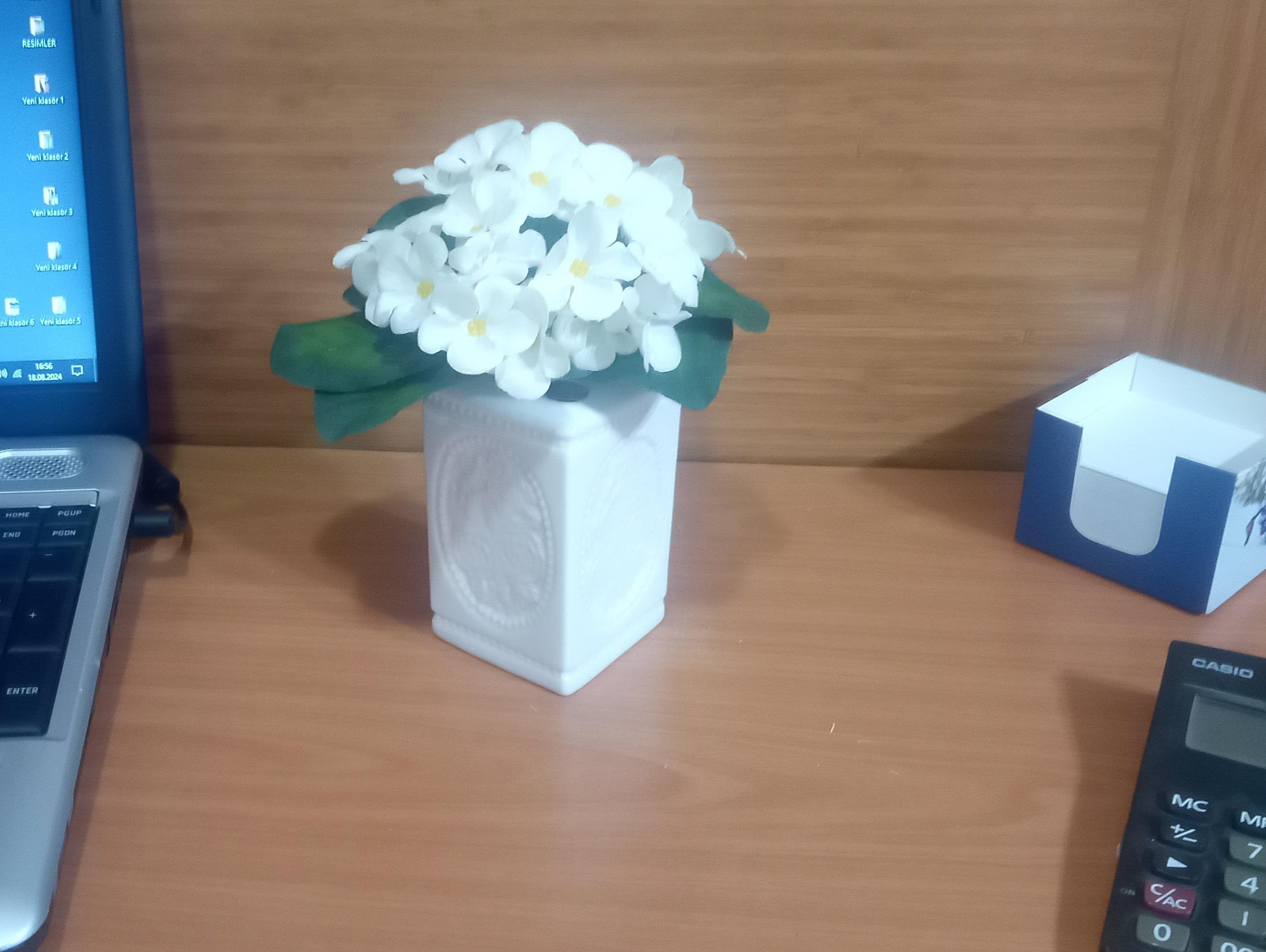 2 Adet Vazo Dahil,Vazoda Çiçek,Beyaz Yapay Çiçek,Vazo Dekoratif Çiçekli Kare 8X8X16Cm 