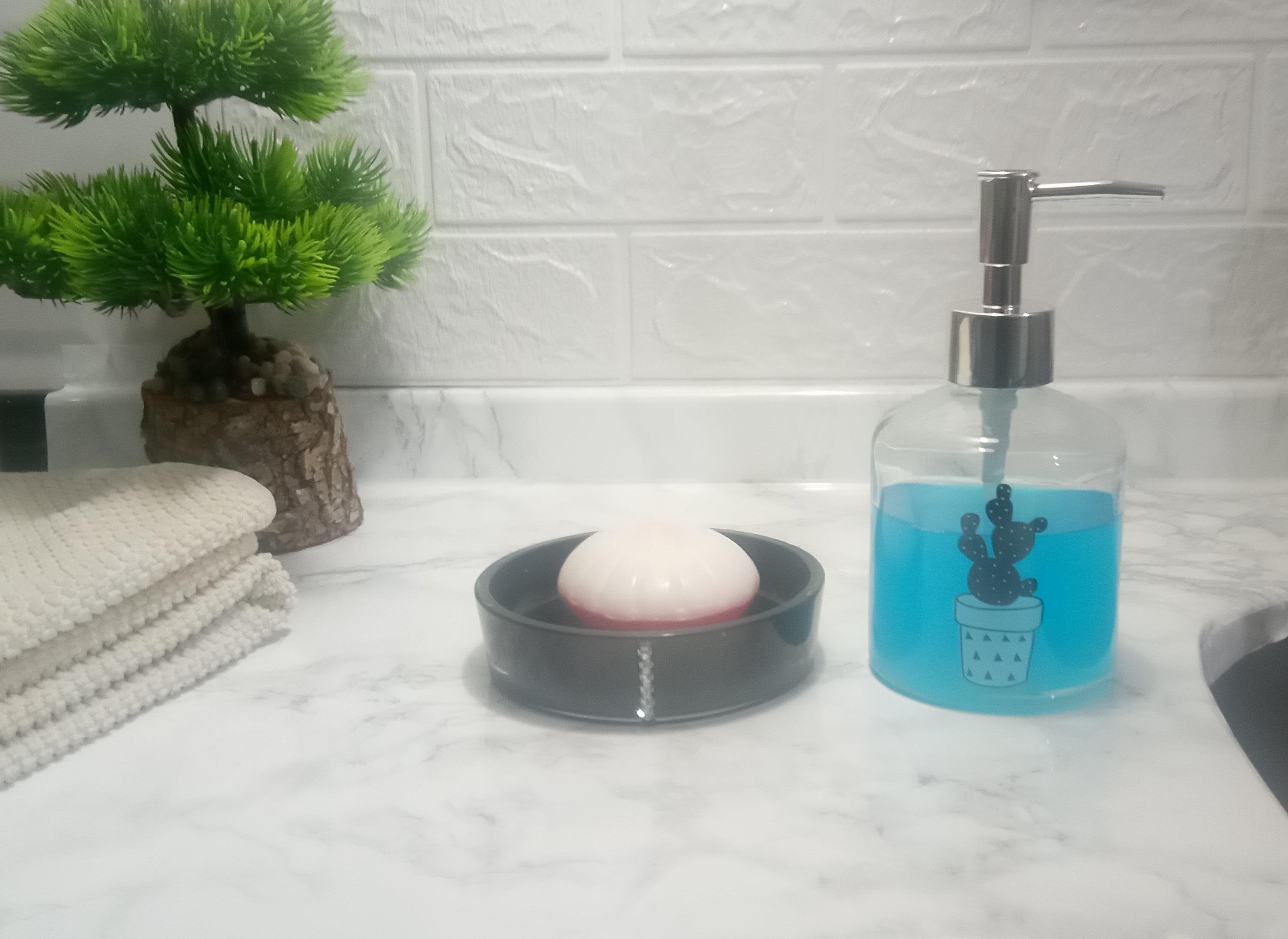 Banyo Seti,Kaktüs Desenli Cam Sıvı Sabunluk Ve Akrilik Siyah Taşlı Sabunluk 