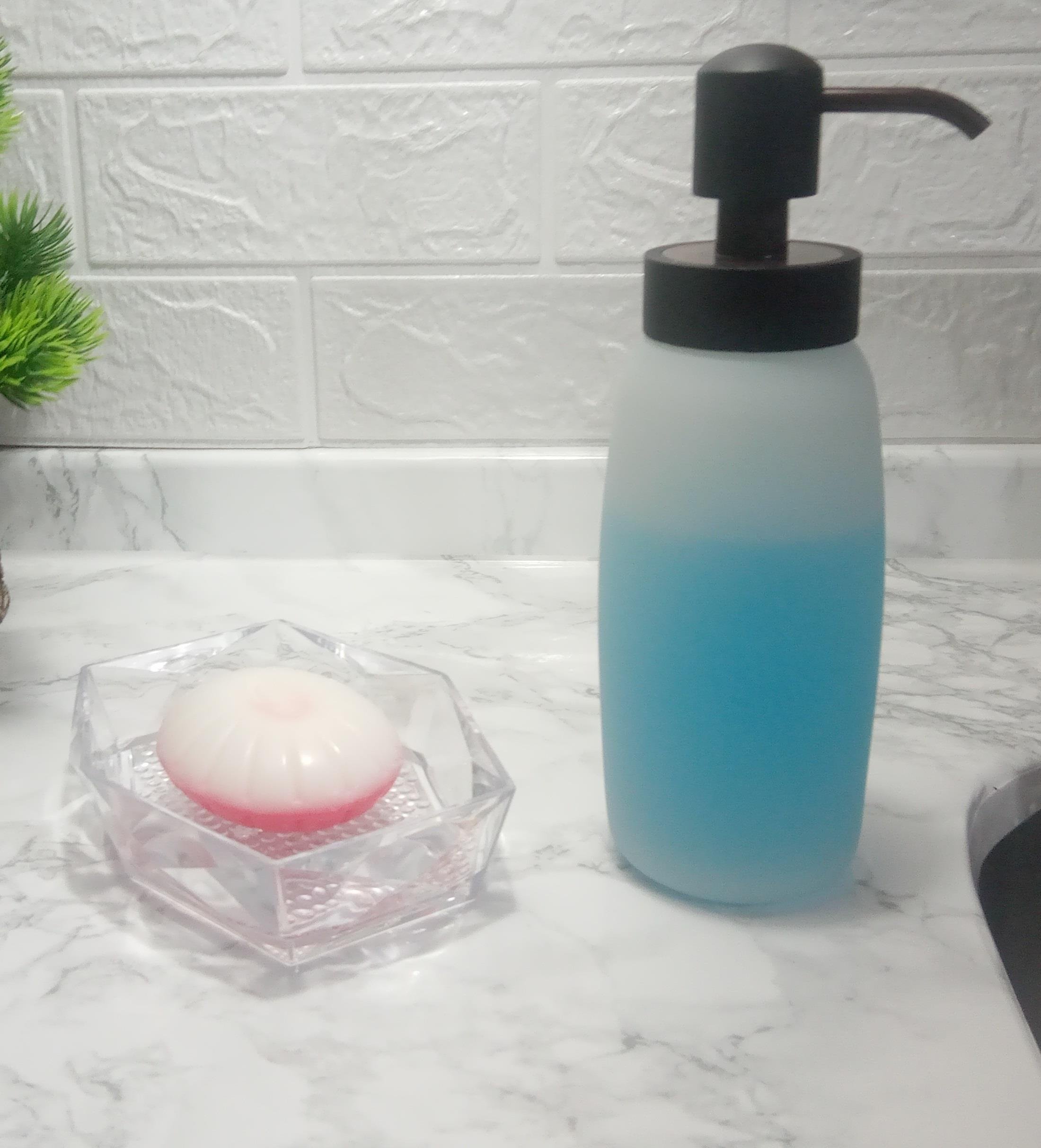 Buz Desenli Cam Sıvı Sabunluk Ve Akrilik Sabunluk 2 Li Banyo Seti