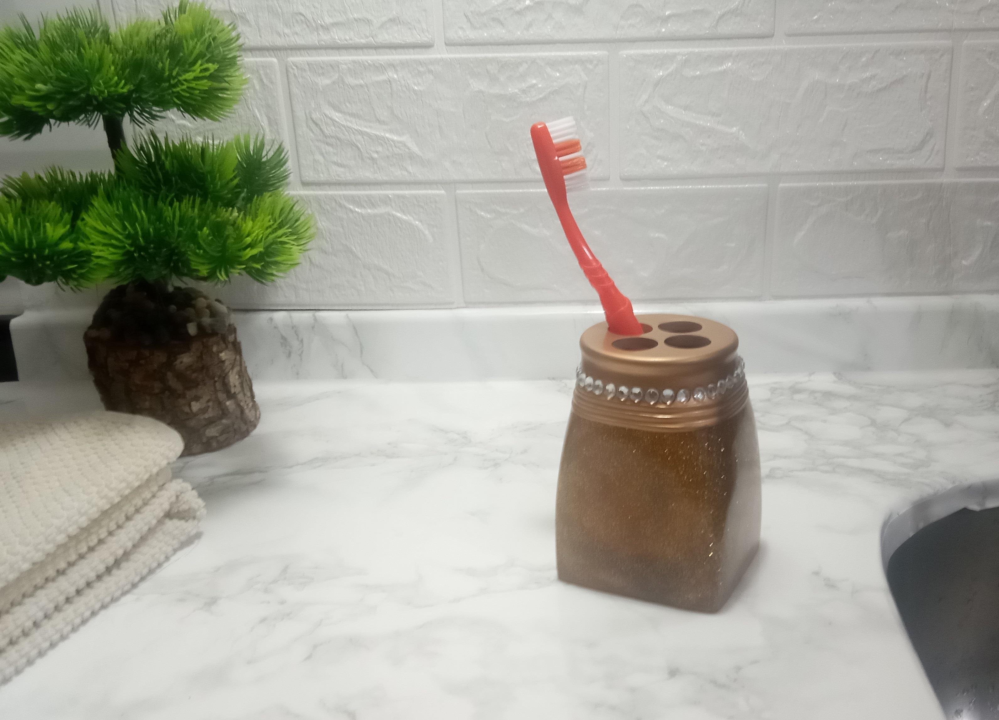 Diş Fırçalık Taşlı Altın Poliresin 7x7x10cm