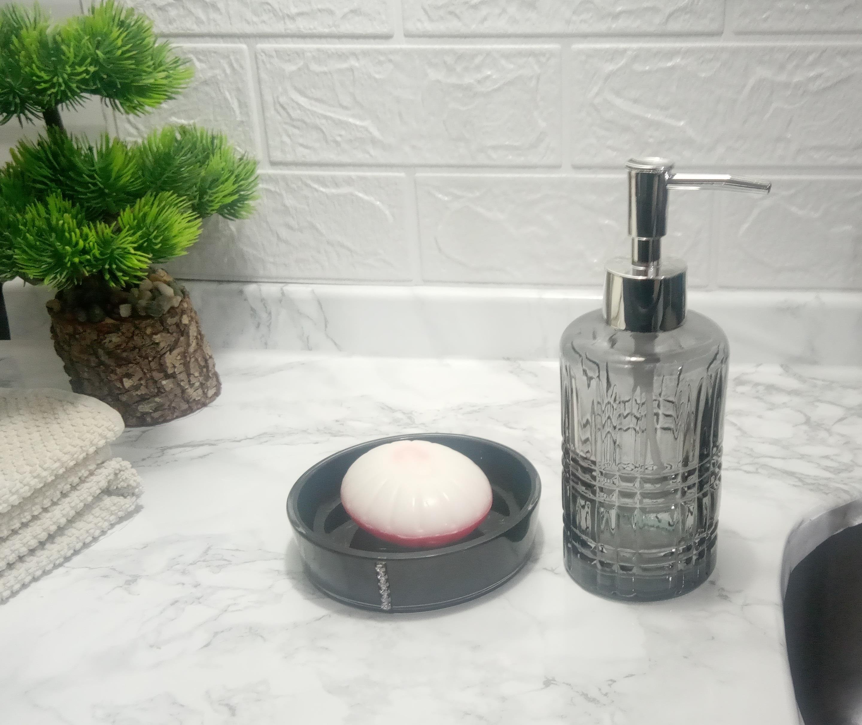 Gri Cam Sıvı Sabunluk Ve Siyah Taşlı Sabunluk 2 Li Banyo Seti