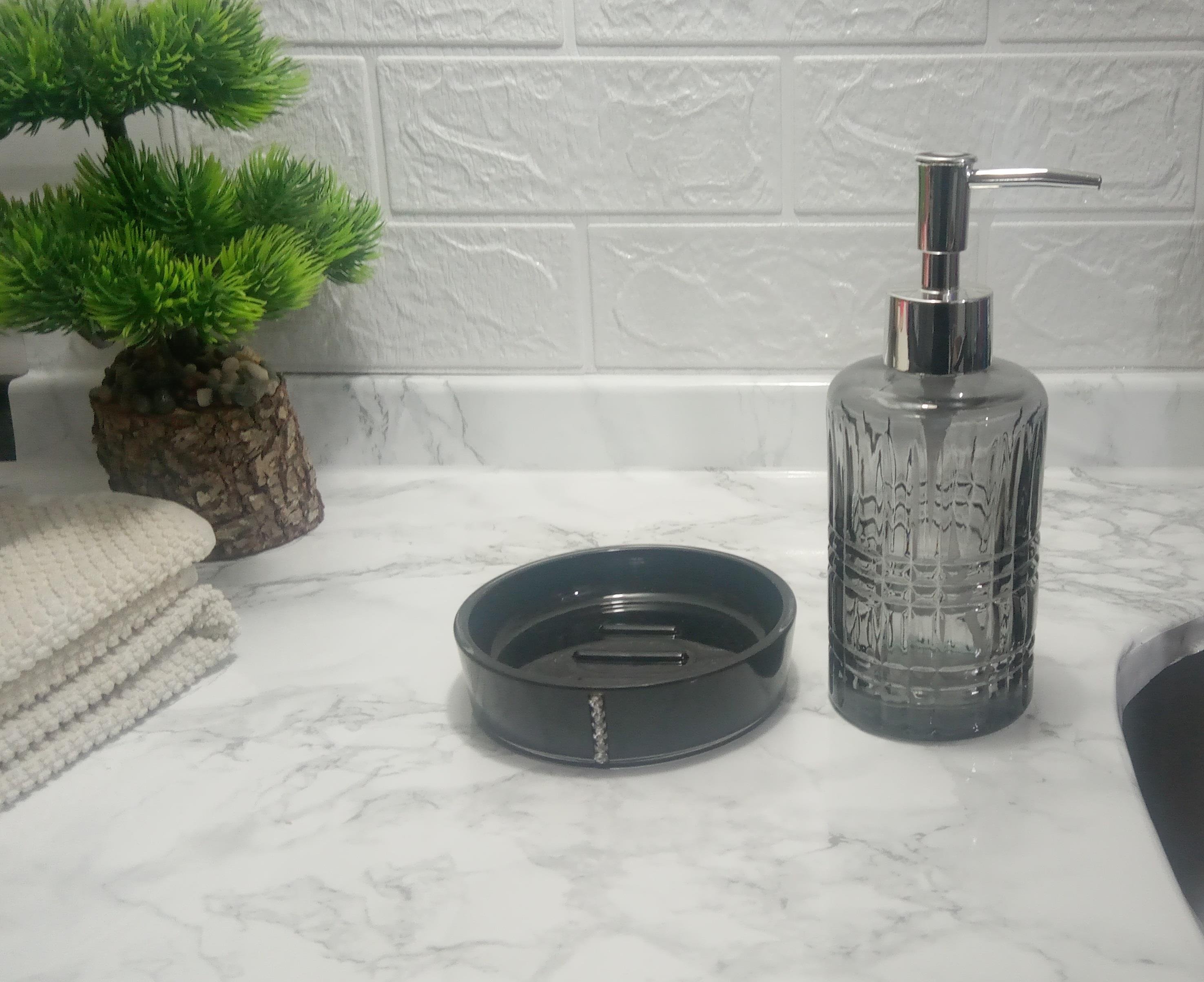 Gri Cam Sıvı Sabunluk Ve Siyah Taşlı Sabunluk 2 Li Banyo Seti