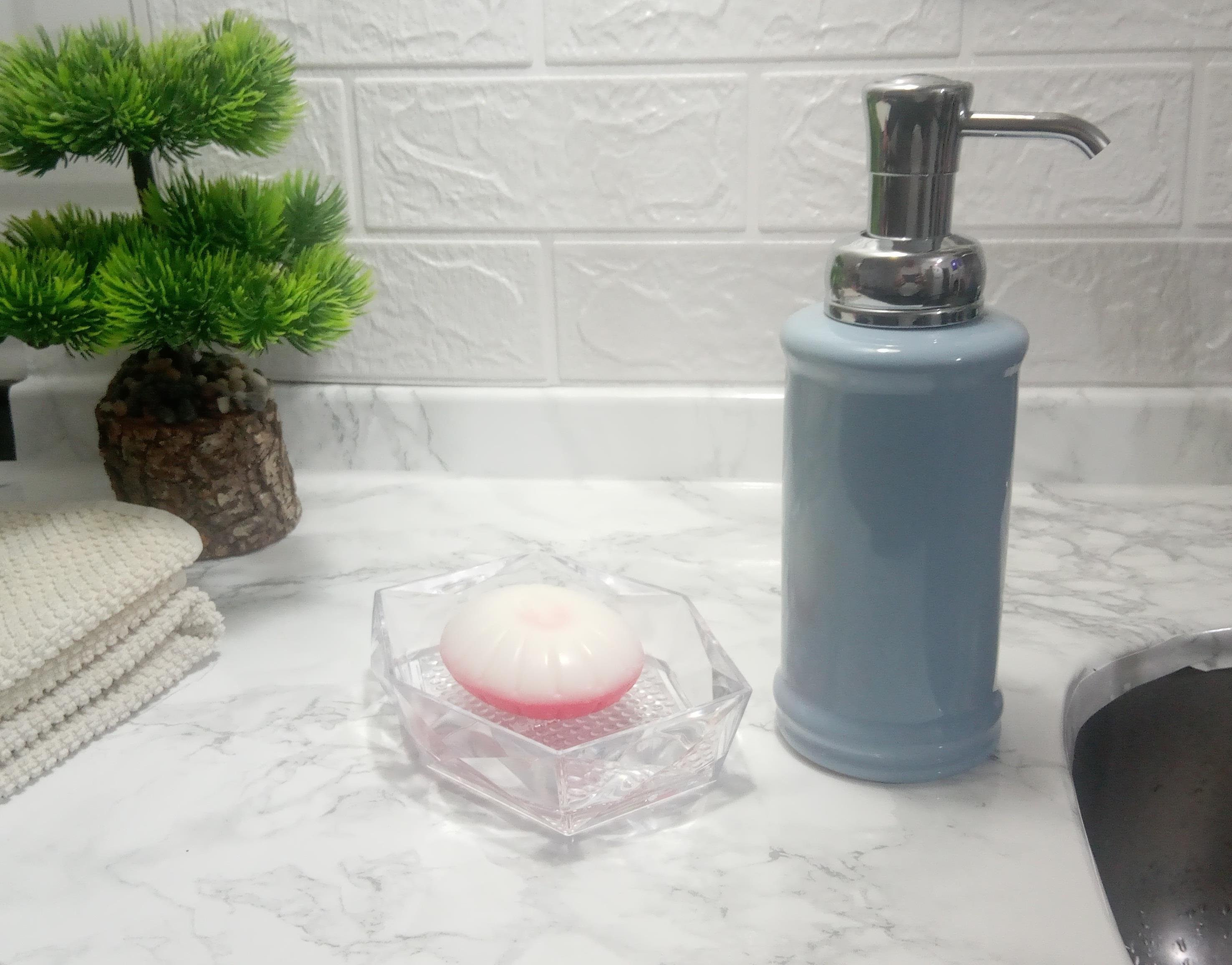 Gri Porselen Sıvı Sabunluk Ve Akrilik Sabunluk 2 Li Banyo Seti