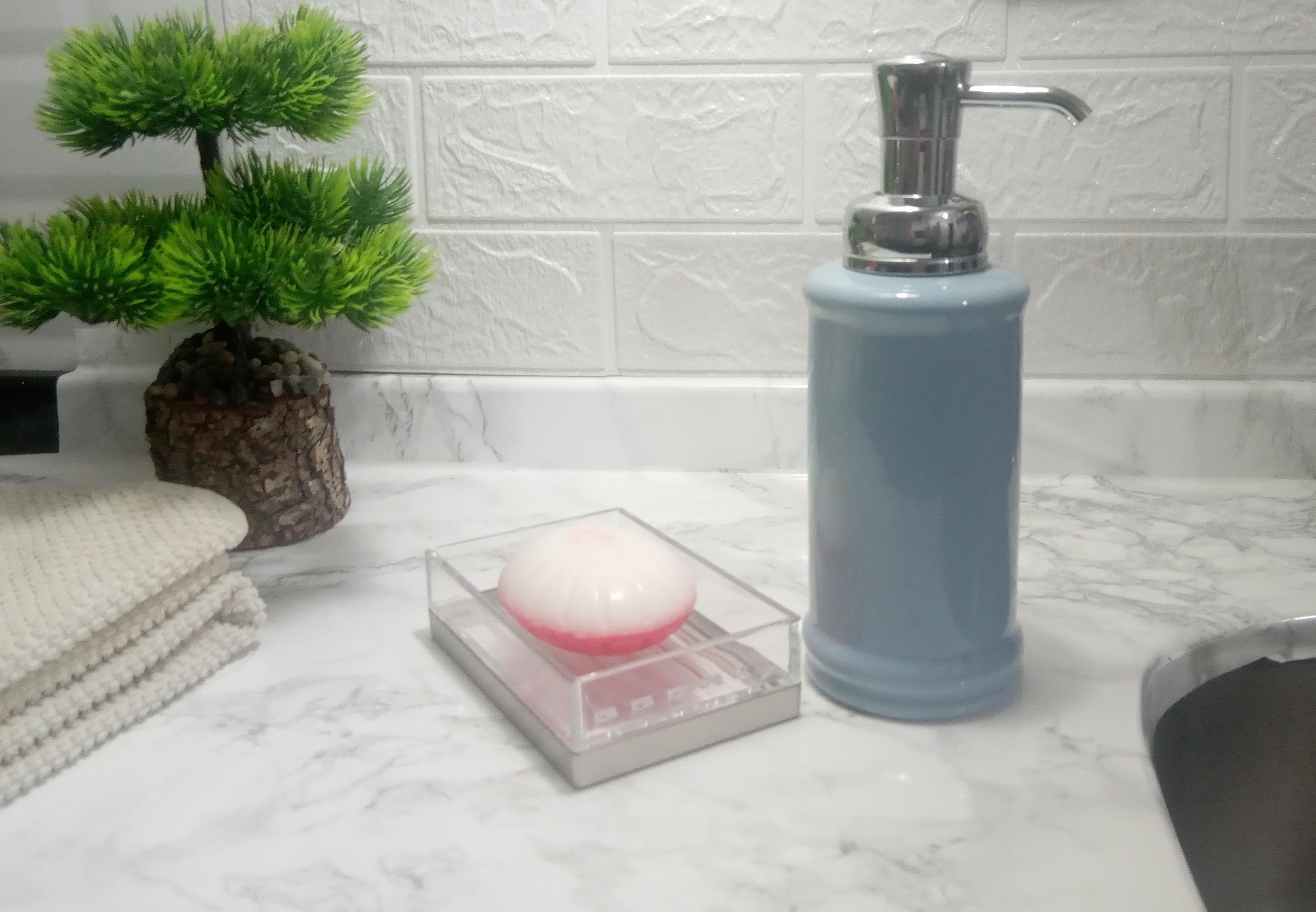 Porselen Sıvı Sabunluk Ve Akrilik Sabunluk 2 Li Banyo Seti