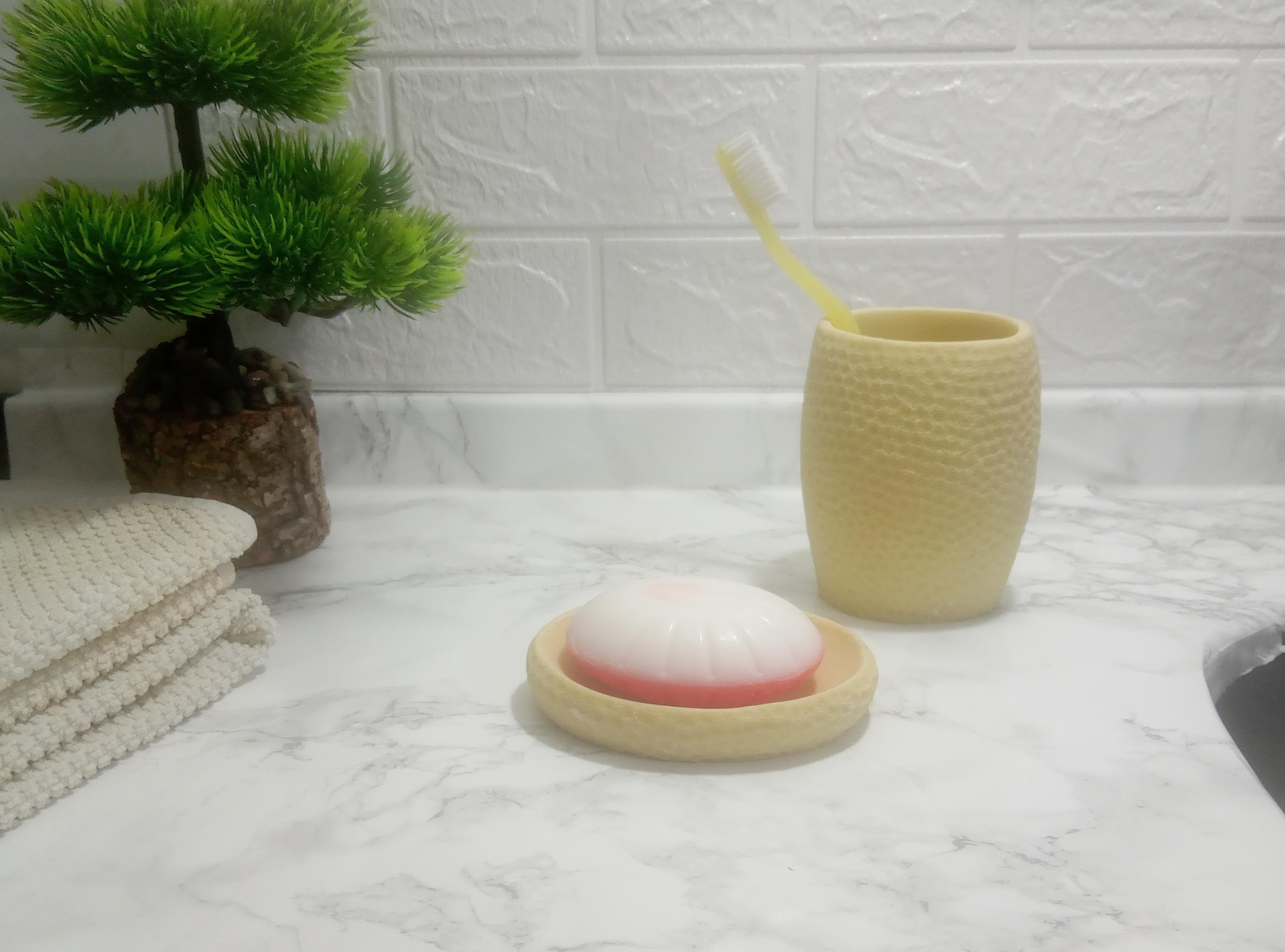 Sabunluk Diş Firçalik 2 Li Banyo Seti,Sarı Petek Model,Poliresin