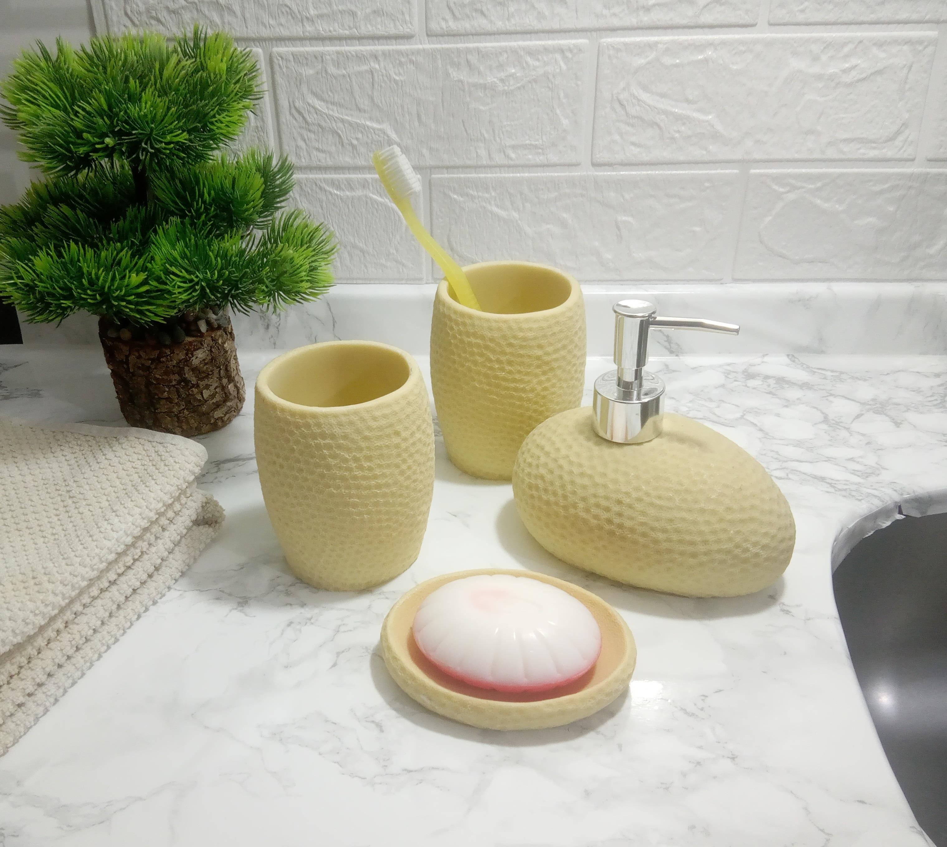 Sarı Petek Desenli 4 Lü Banyo Seti 20x20x13cm