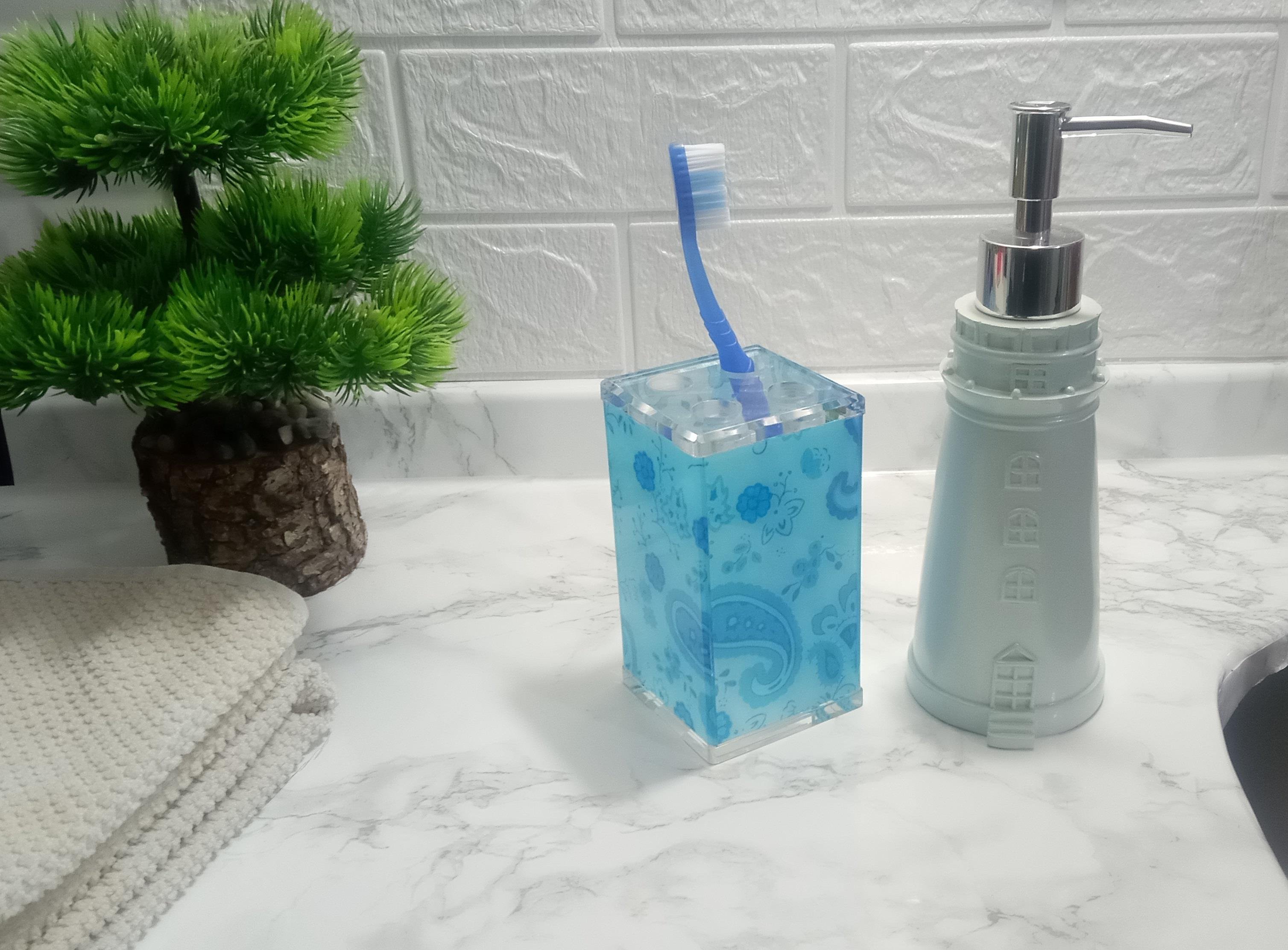 Sıvı Sabunluk Ve Diş Fırçalık 2 Li Banyo Seti,Deniz Feneri Ve Mavi Çiçekli